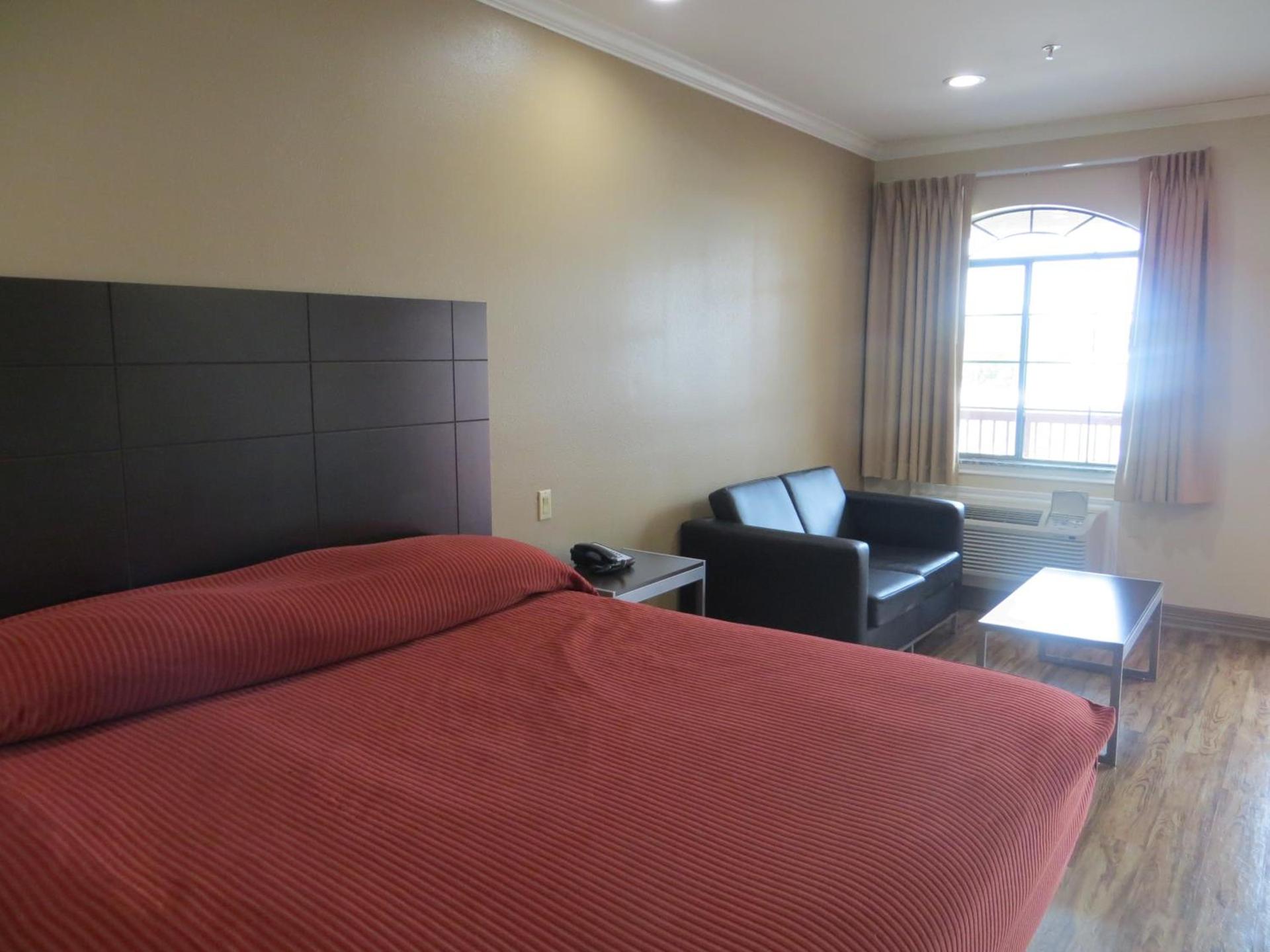 Palace Inn Westheimer photo 5