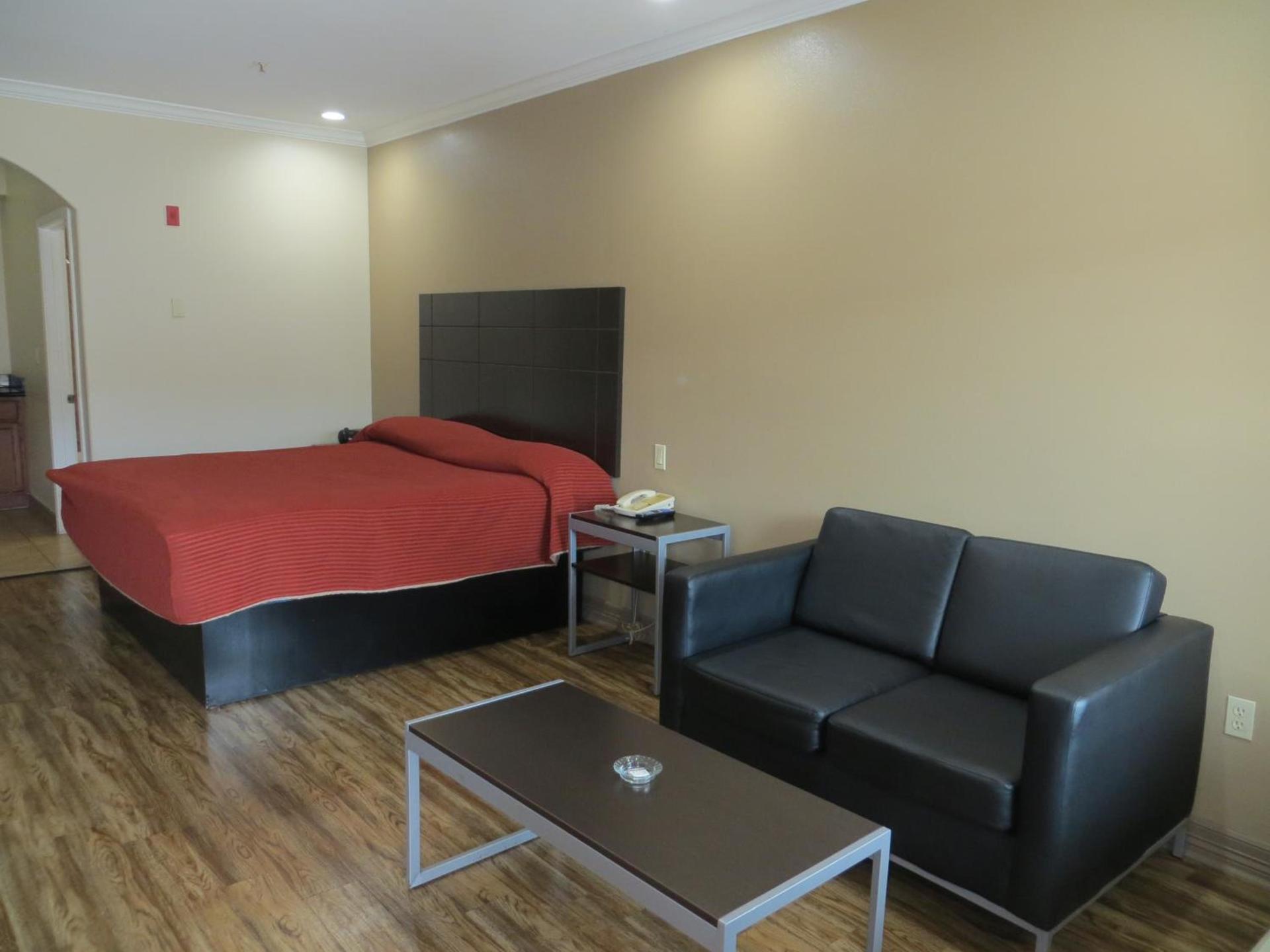 Palace Inn Westheimer photo 12