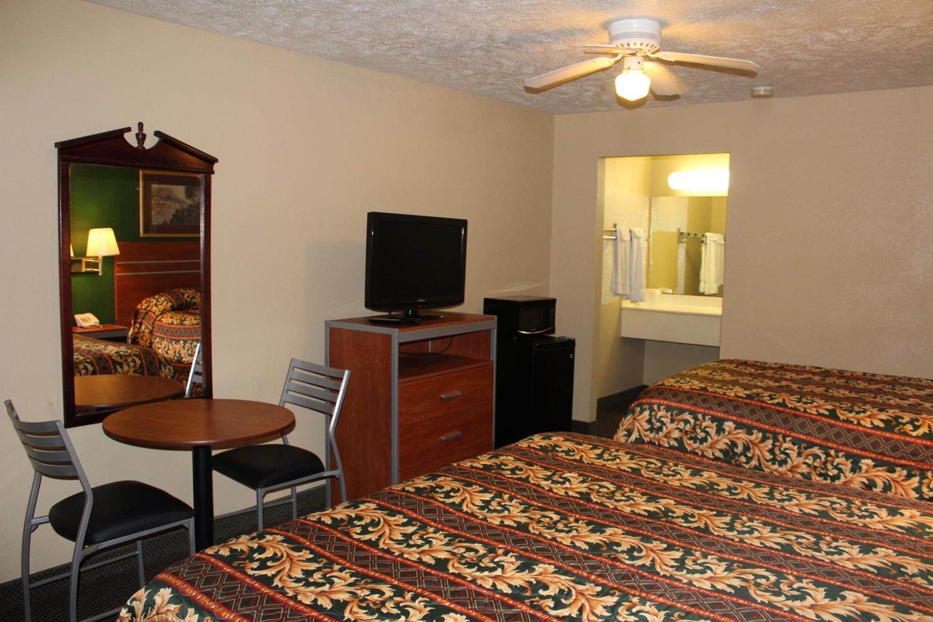 Apple Annie's Inn photo 15