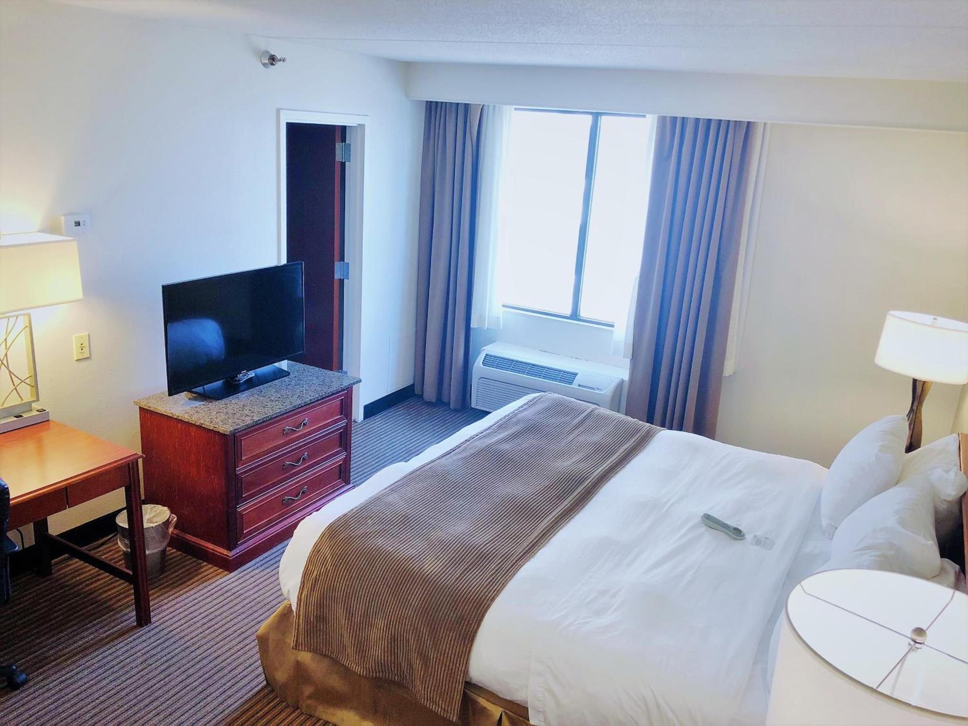 Radisson Hotel Bismarck photo 28