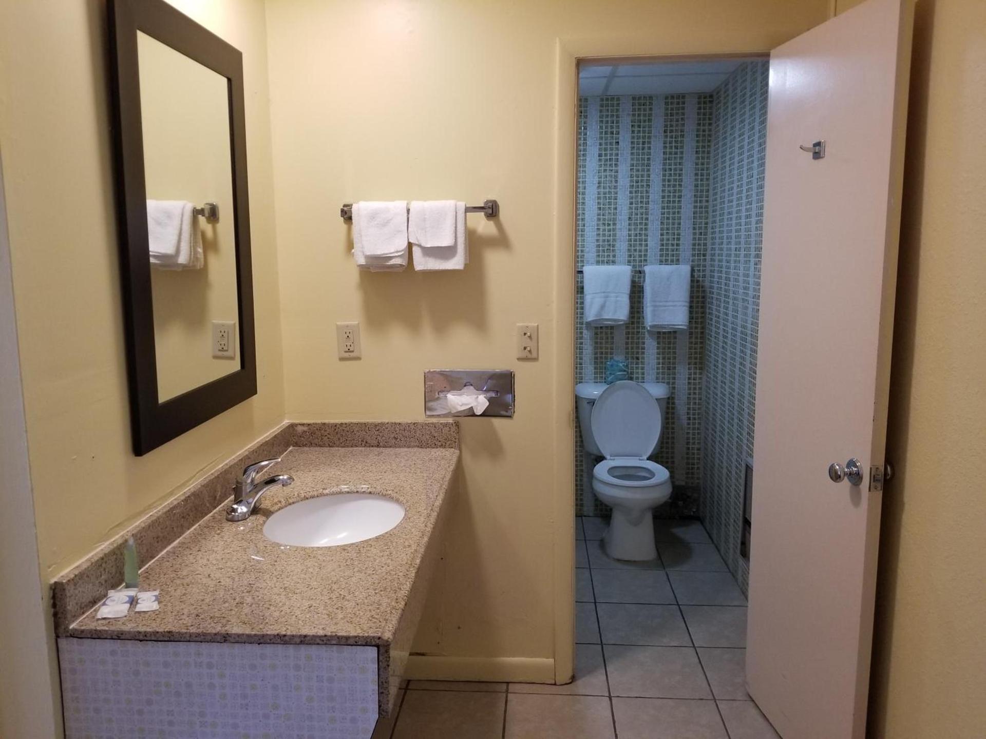 Eldon Inn photo 29