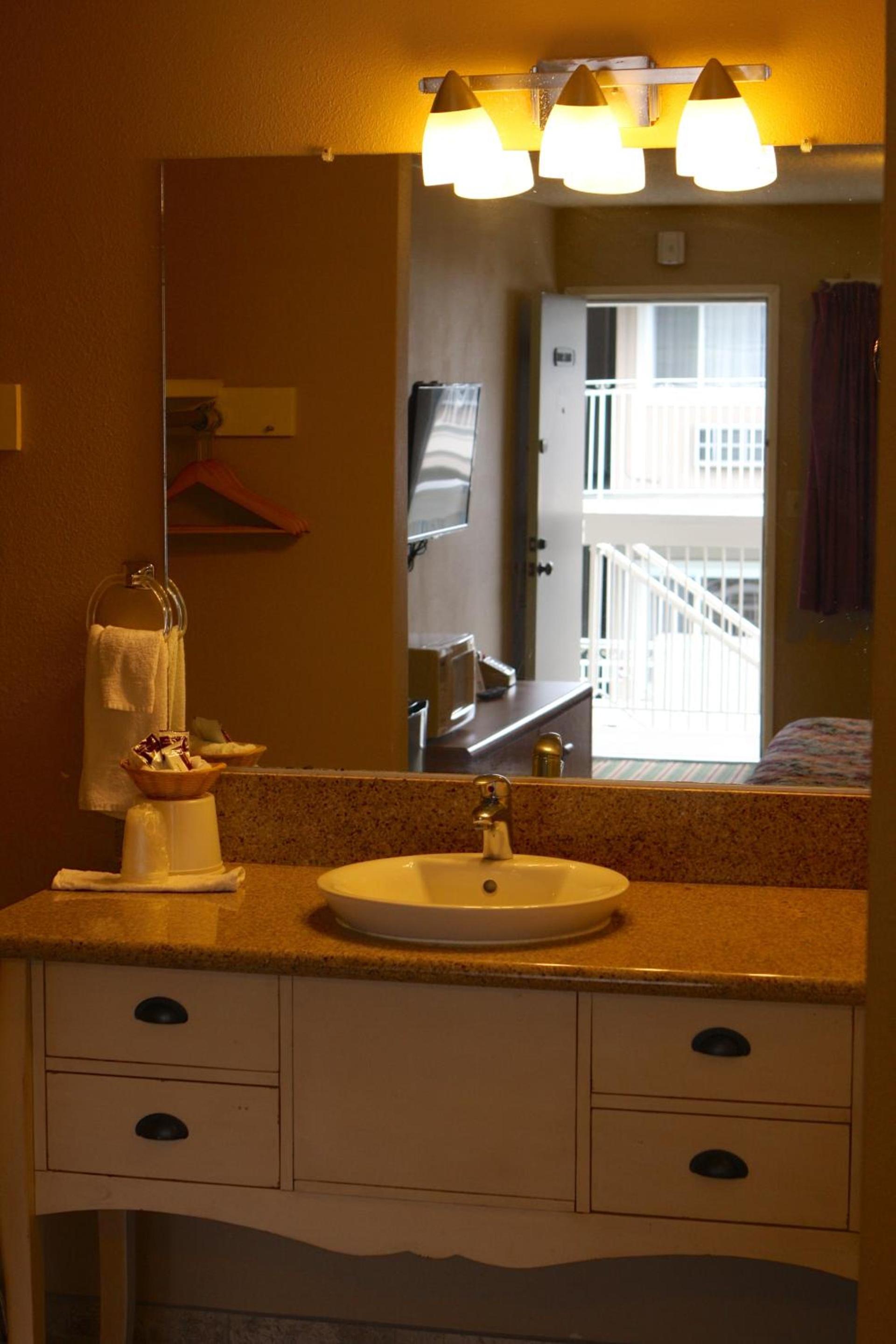 San Luis Inn and Suites photo 24