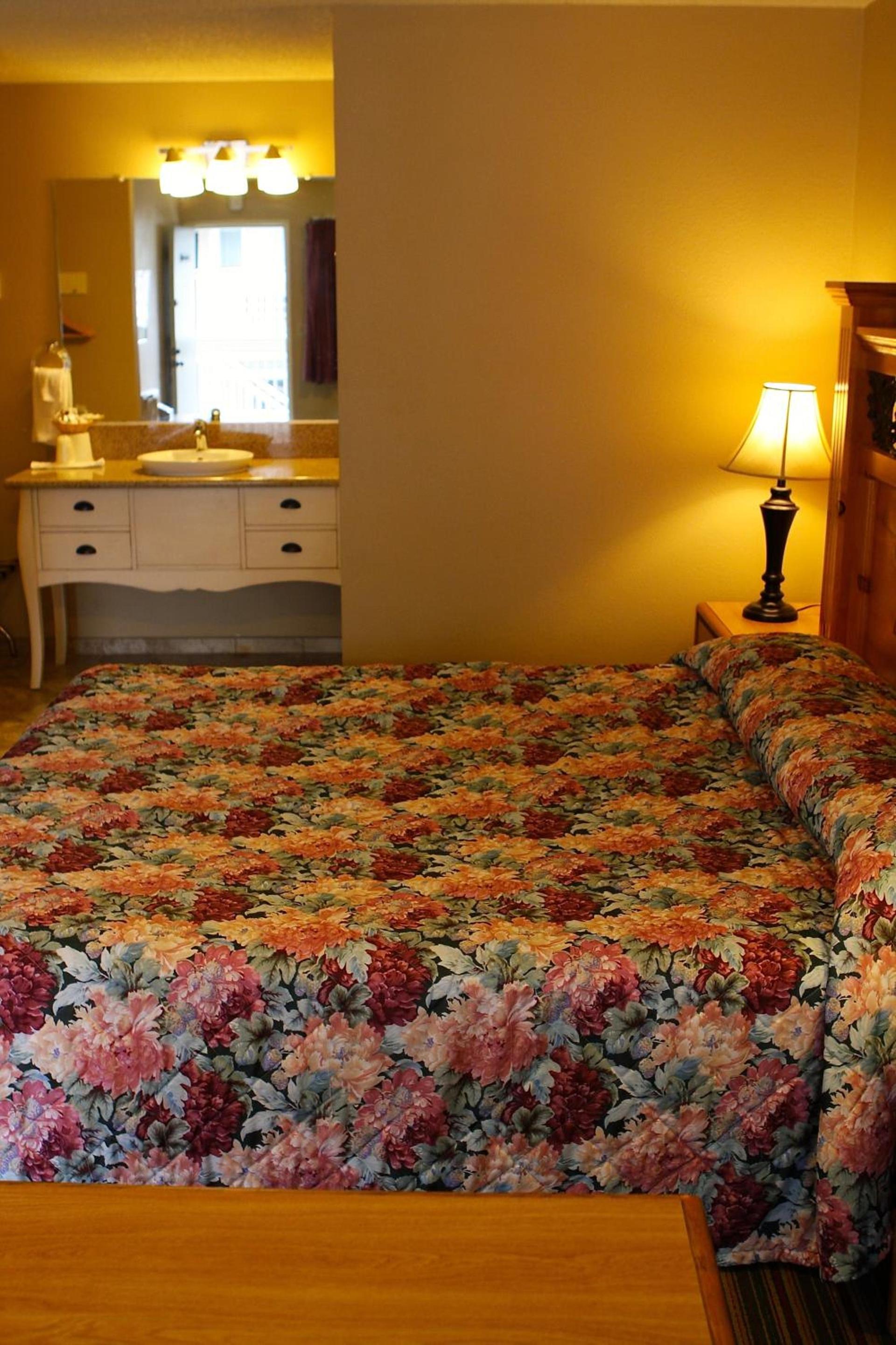 San Luis Inn and Suites photo 5