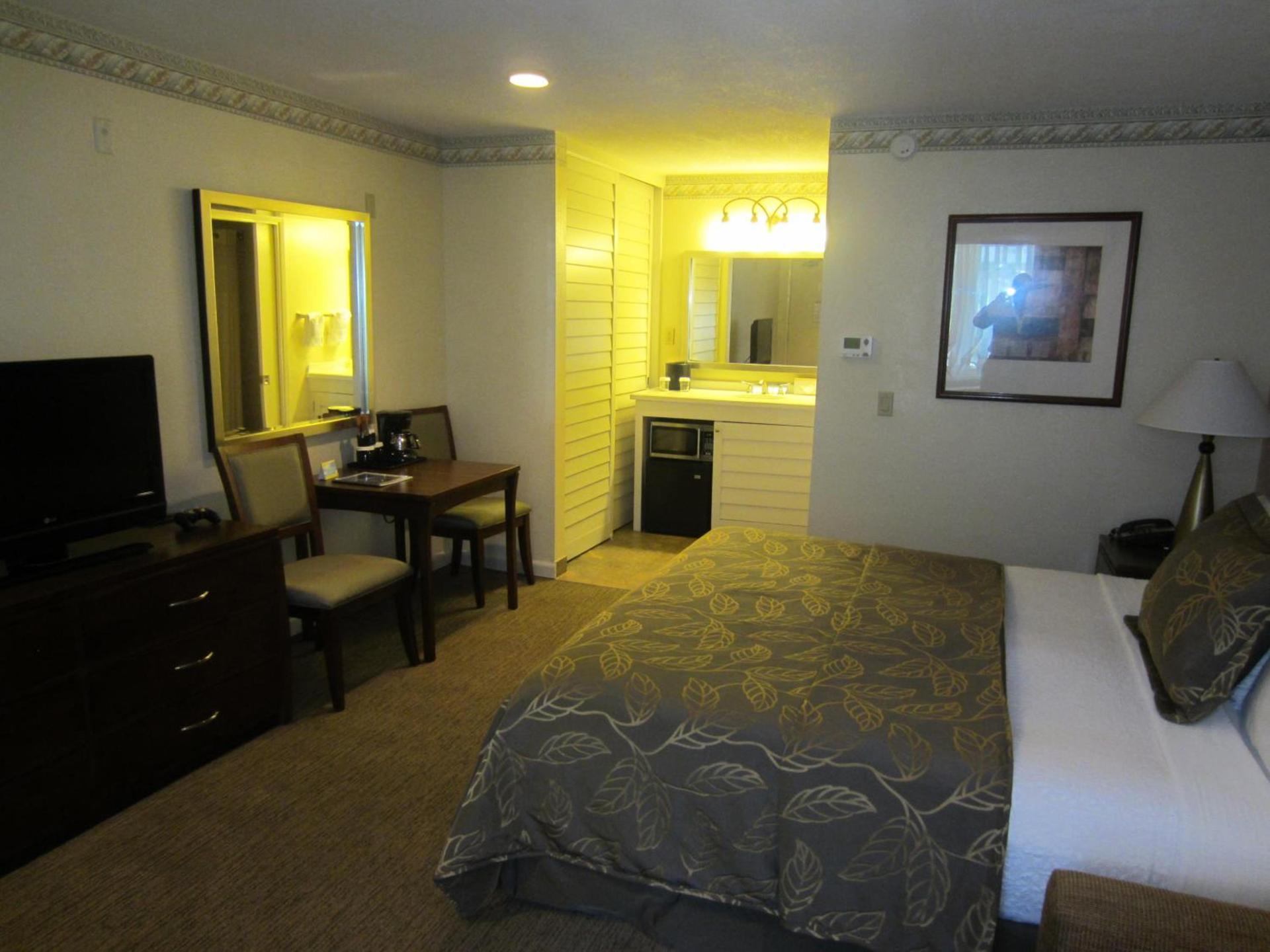 Days Inn by Wyndham San Diego Hotel Circle photo 60