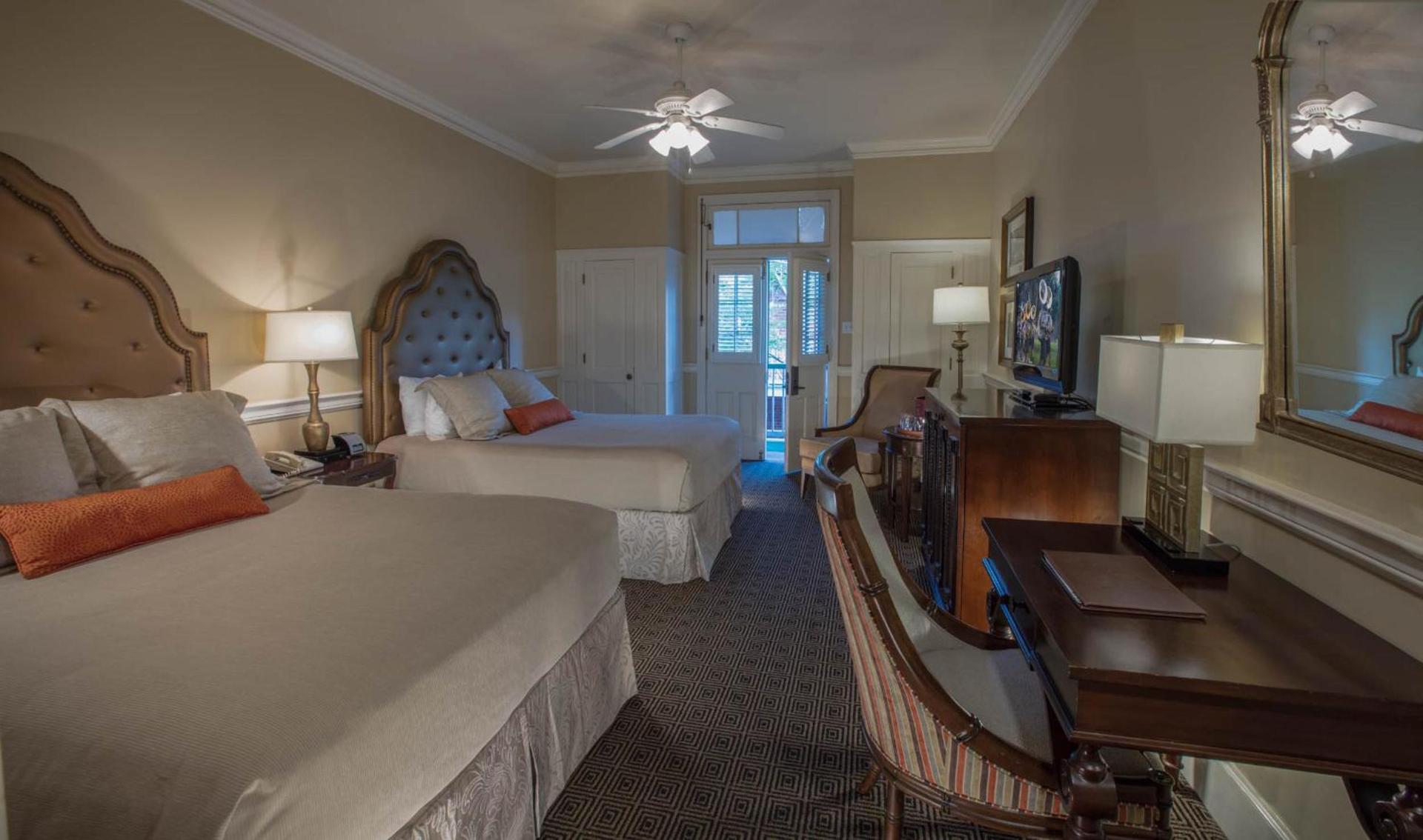 Hotel Provincial photo 16