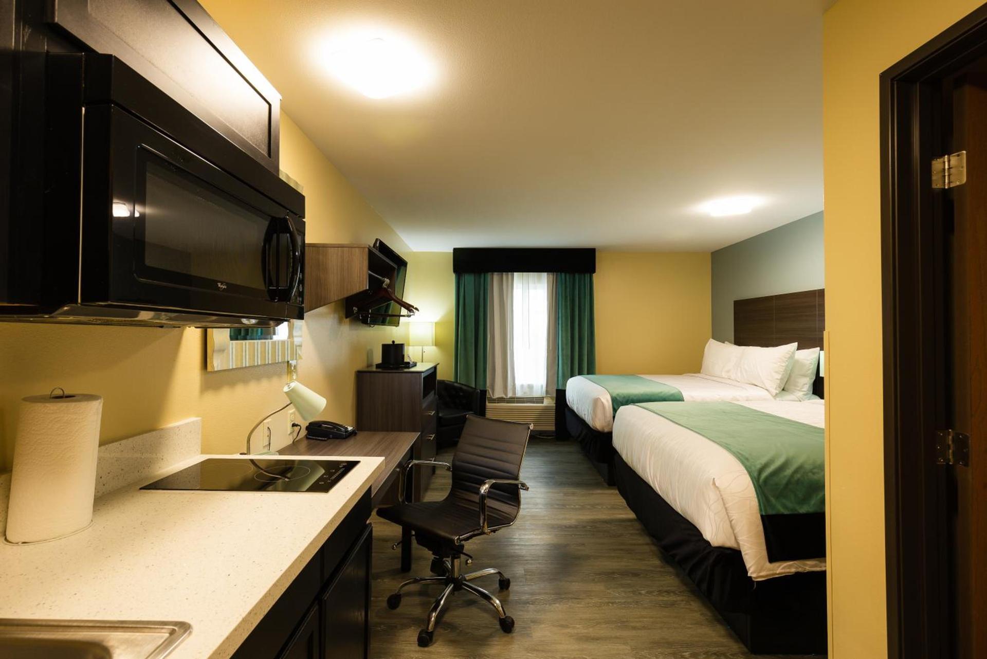Hawthorn Extended Stay by Wyndham Saint Robert photo 35