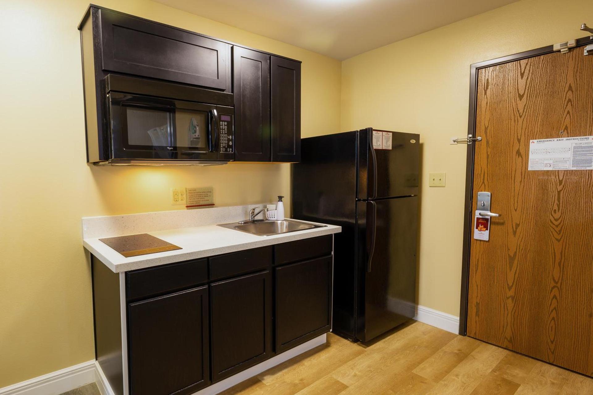 Hawthorn Extended Stay by Wyndham Saint Robert photo 31