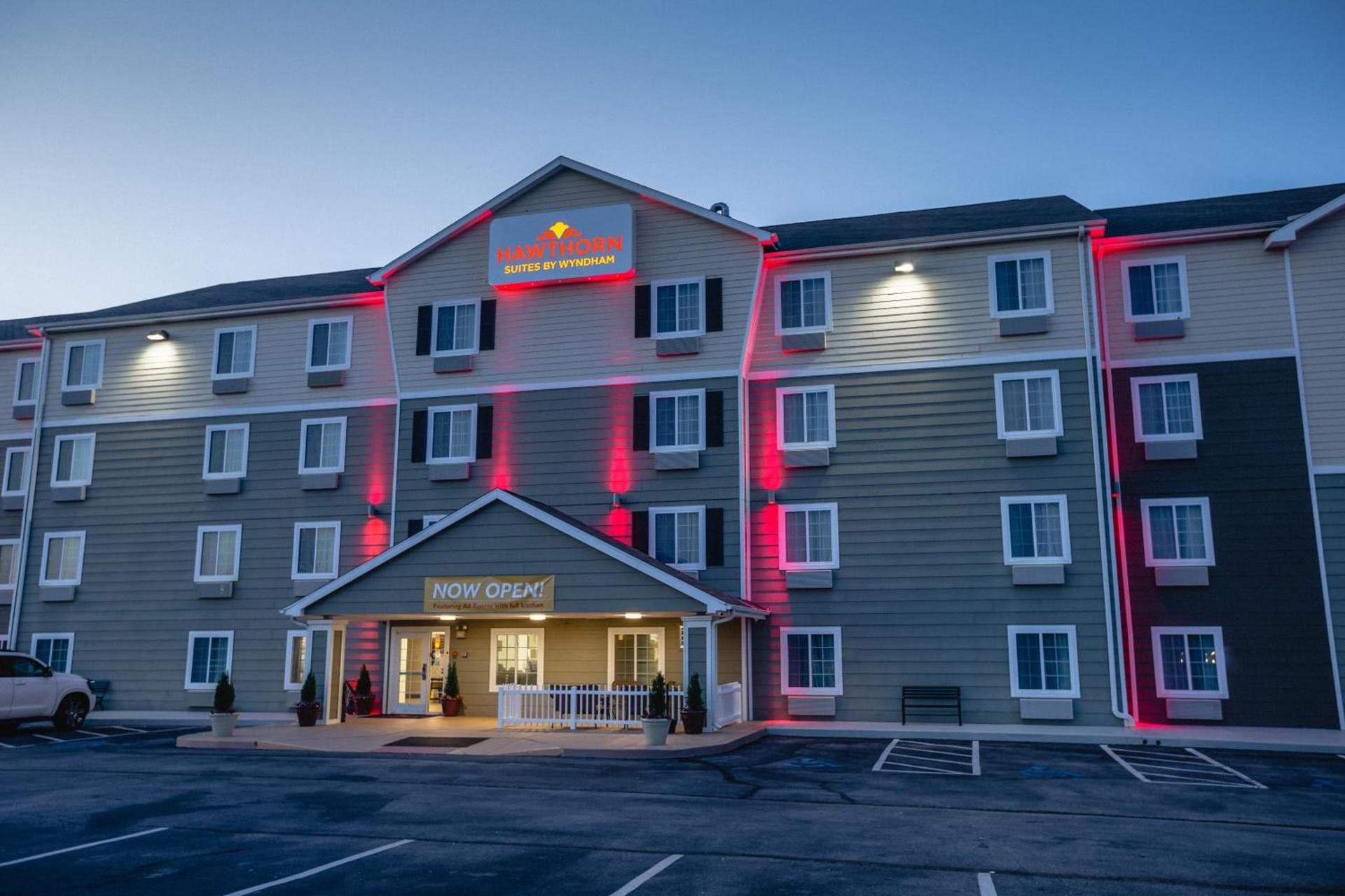 Hawthorn Extended Stay by Wyndham Saint Robert photo 5