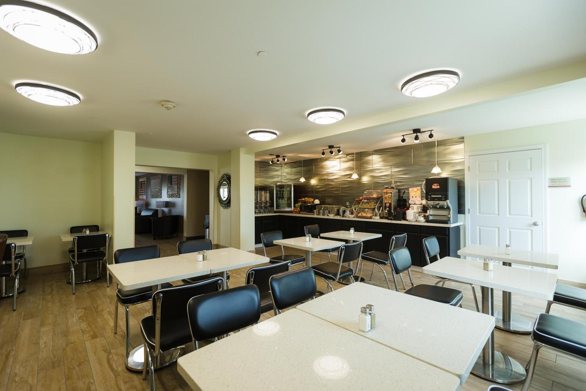 Hawthorn Extended Stay by Wyndham Saint Robert photo 10