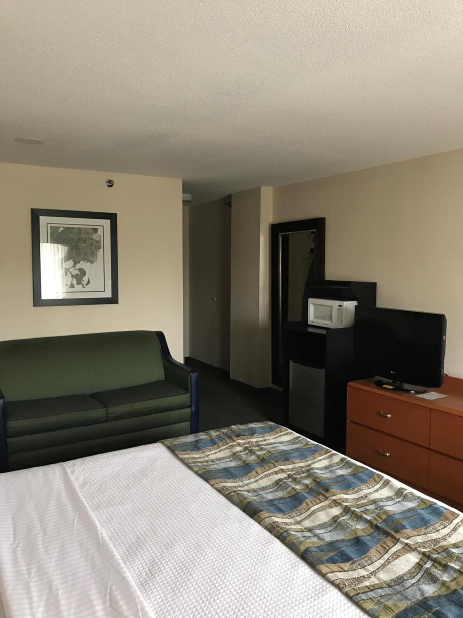 Capital Plaza Hotel photo 14