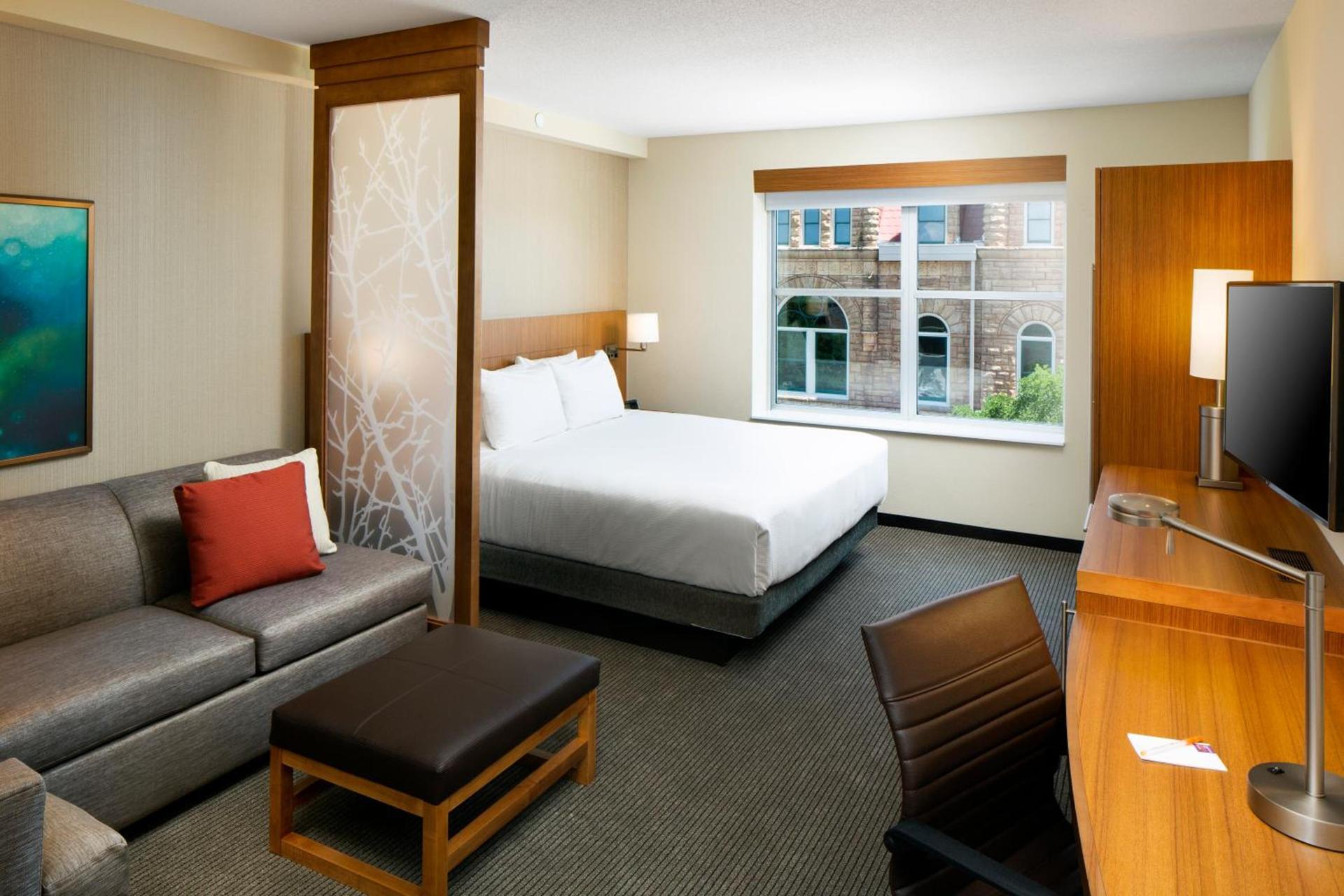 Hyatt Place Sumter/Downtown photo 3