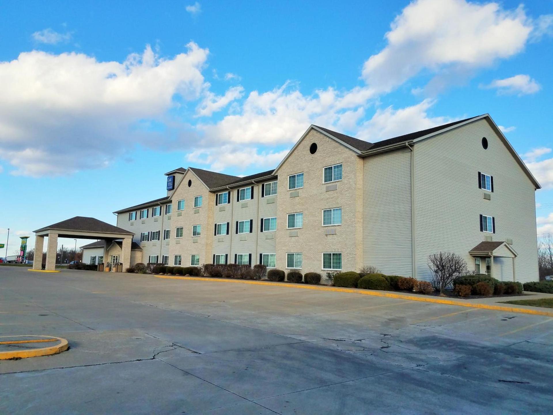Oak Hill Inn & Suites photo 5