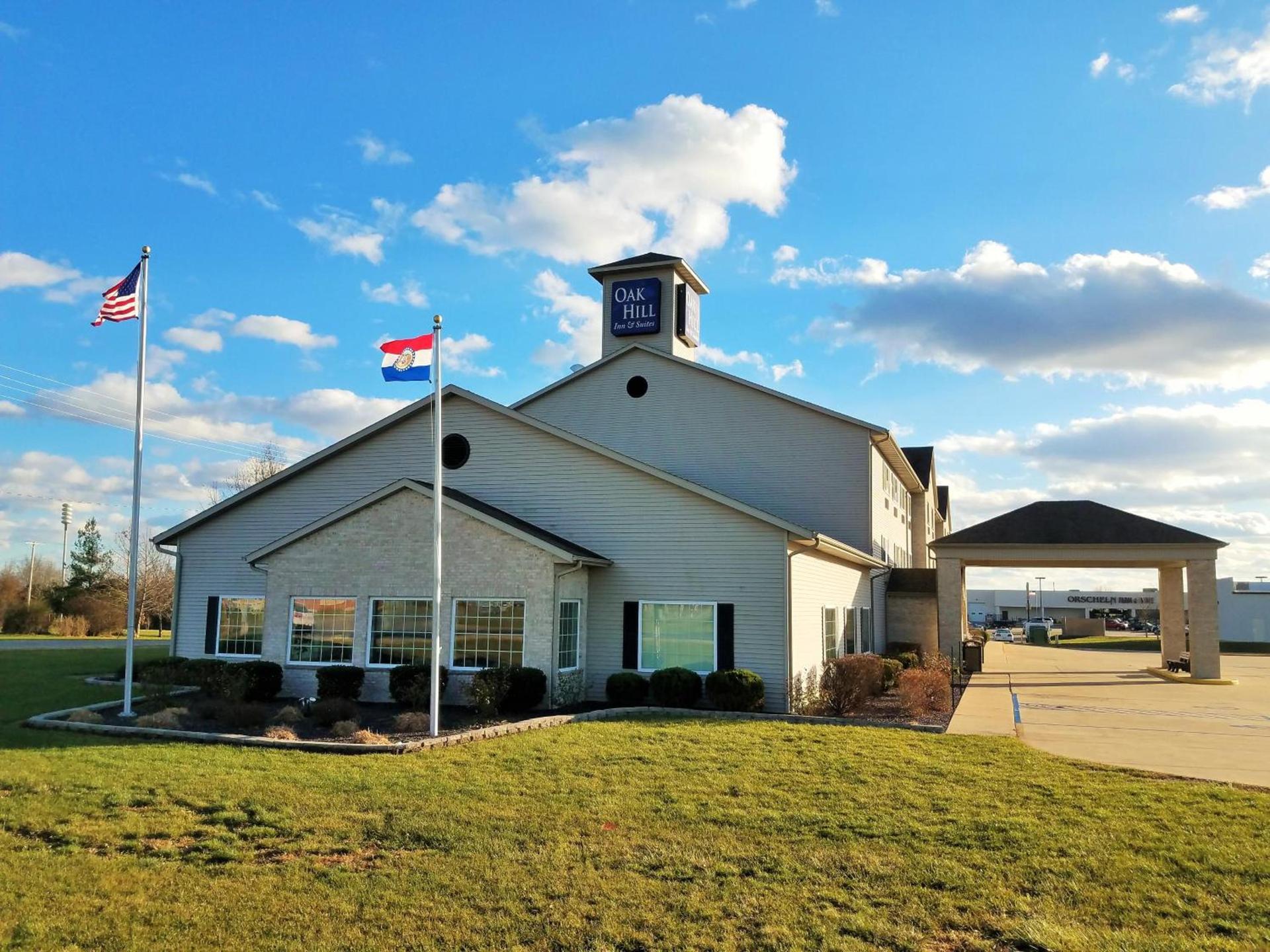 Oak Hill Inn & Suites photo 4