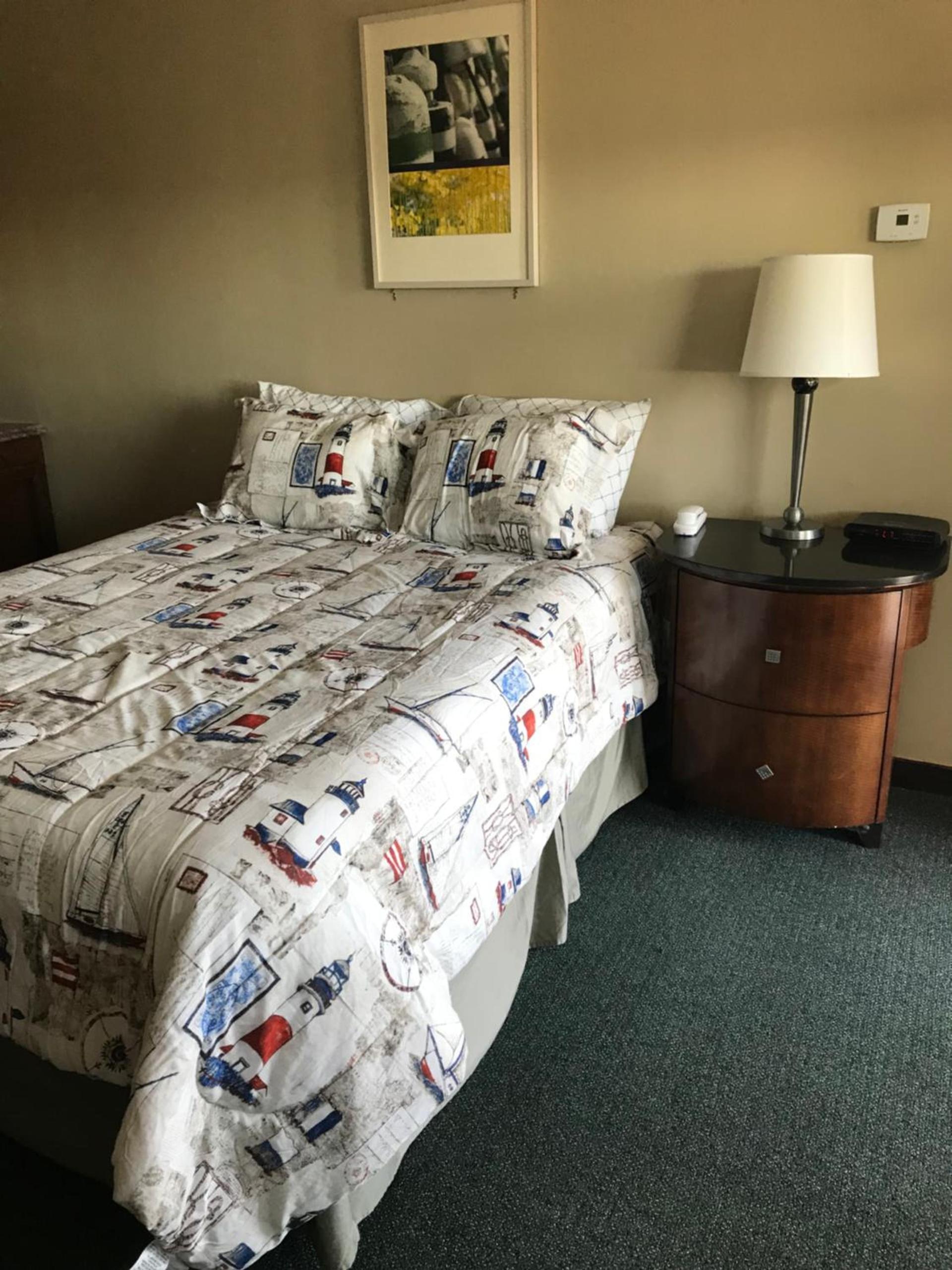 White Birches Motel photo 29