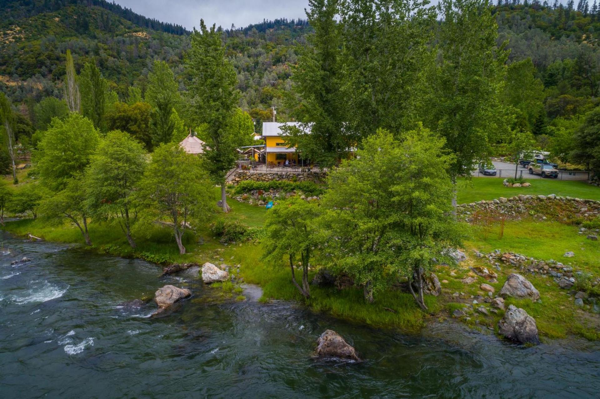 Strawhouse Resorts photo 23