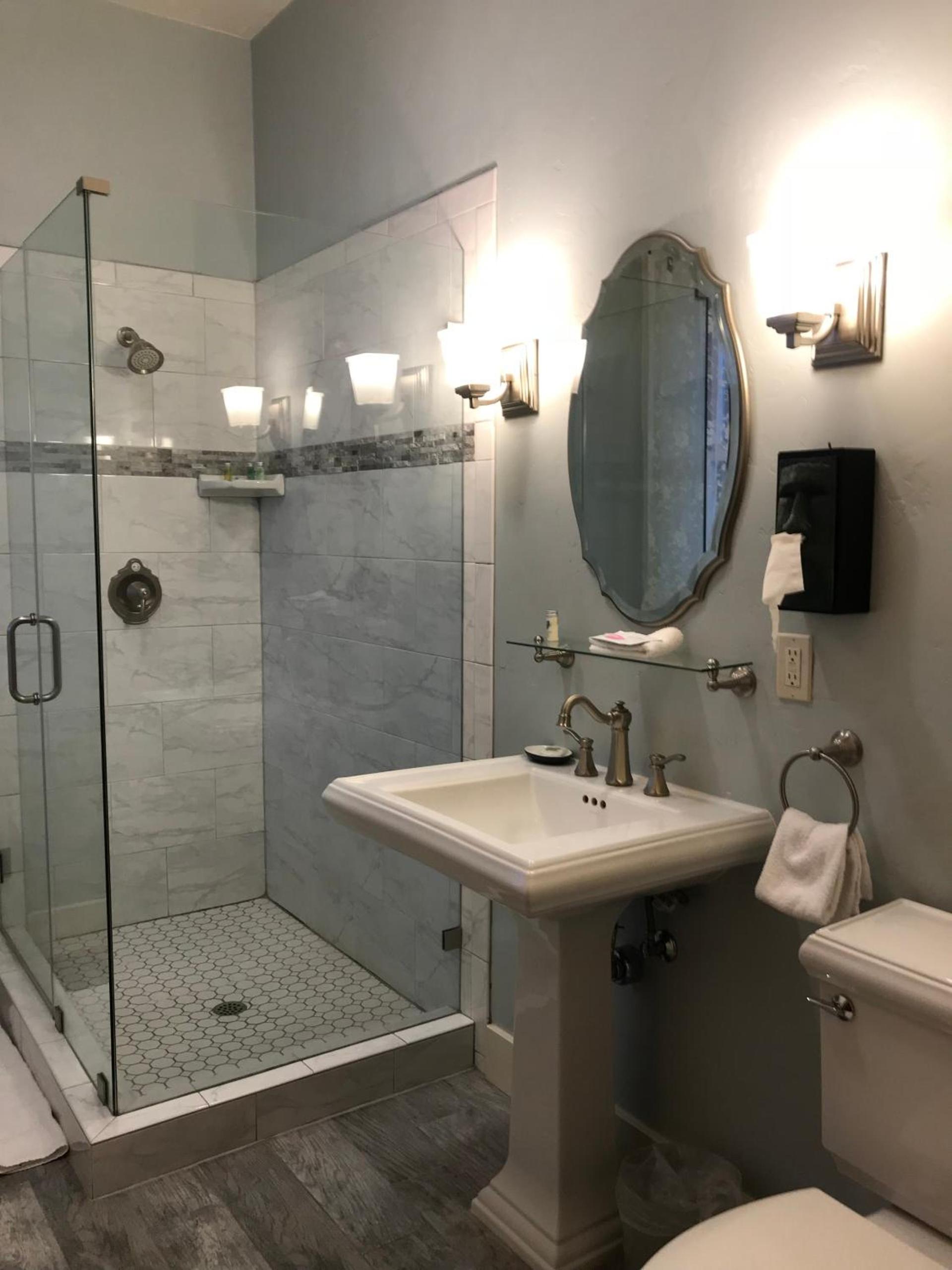 Hotel Sutter photo 34