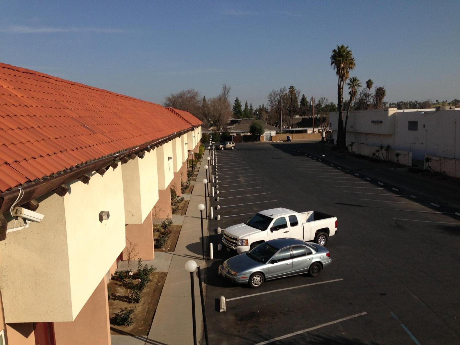 Ramada by Wyndham Fresno North photo 52