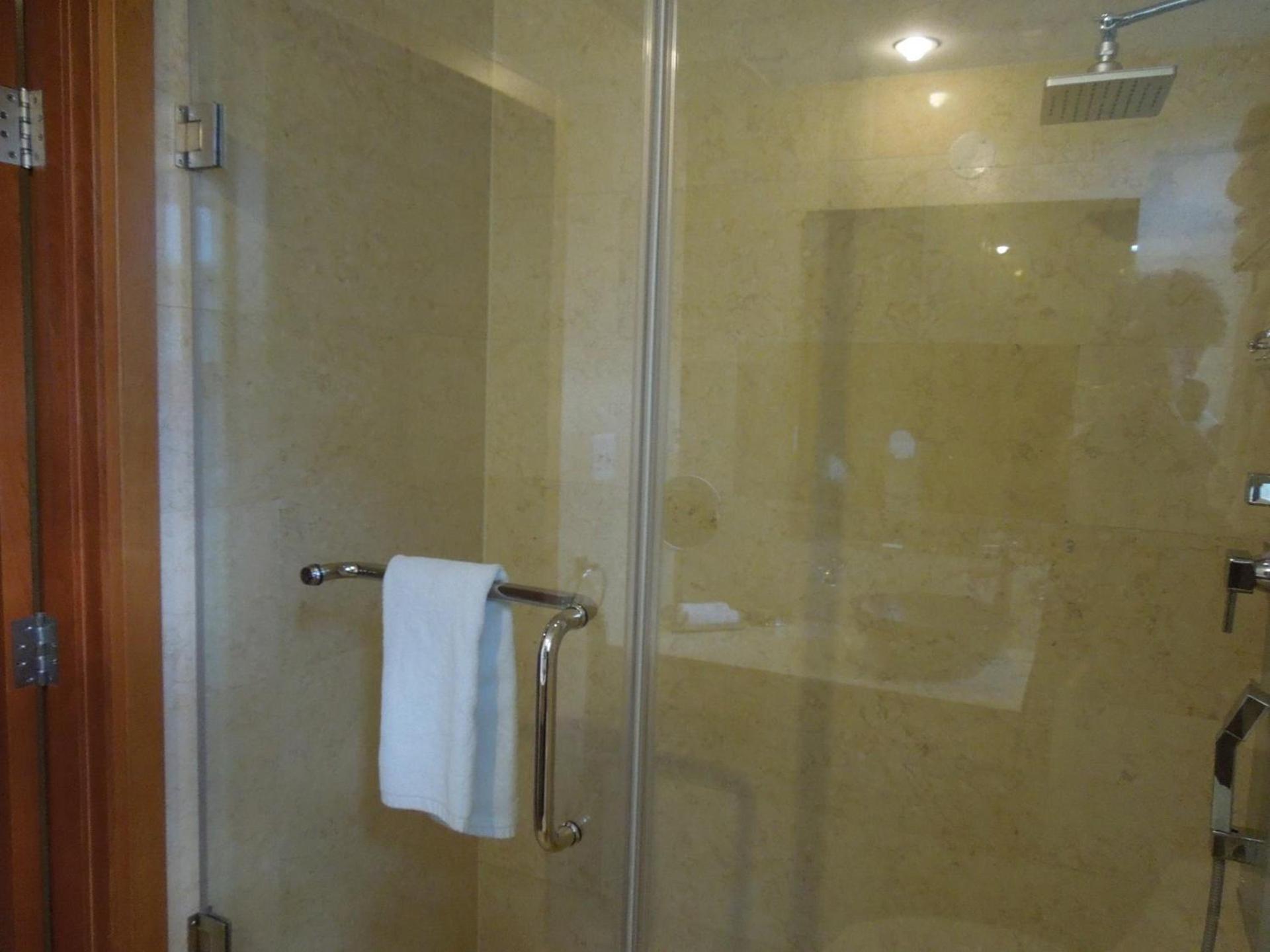 The Eldon Luxury Suites photo 17