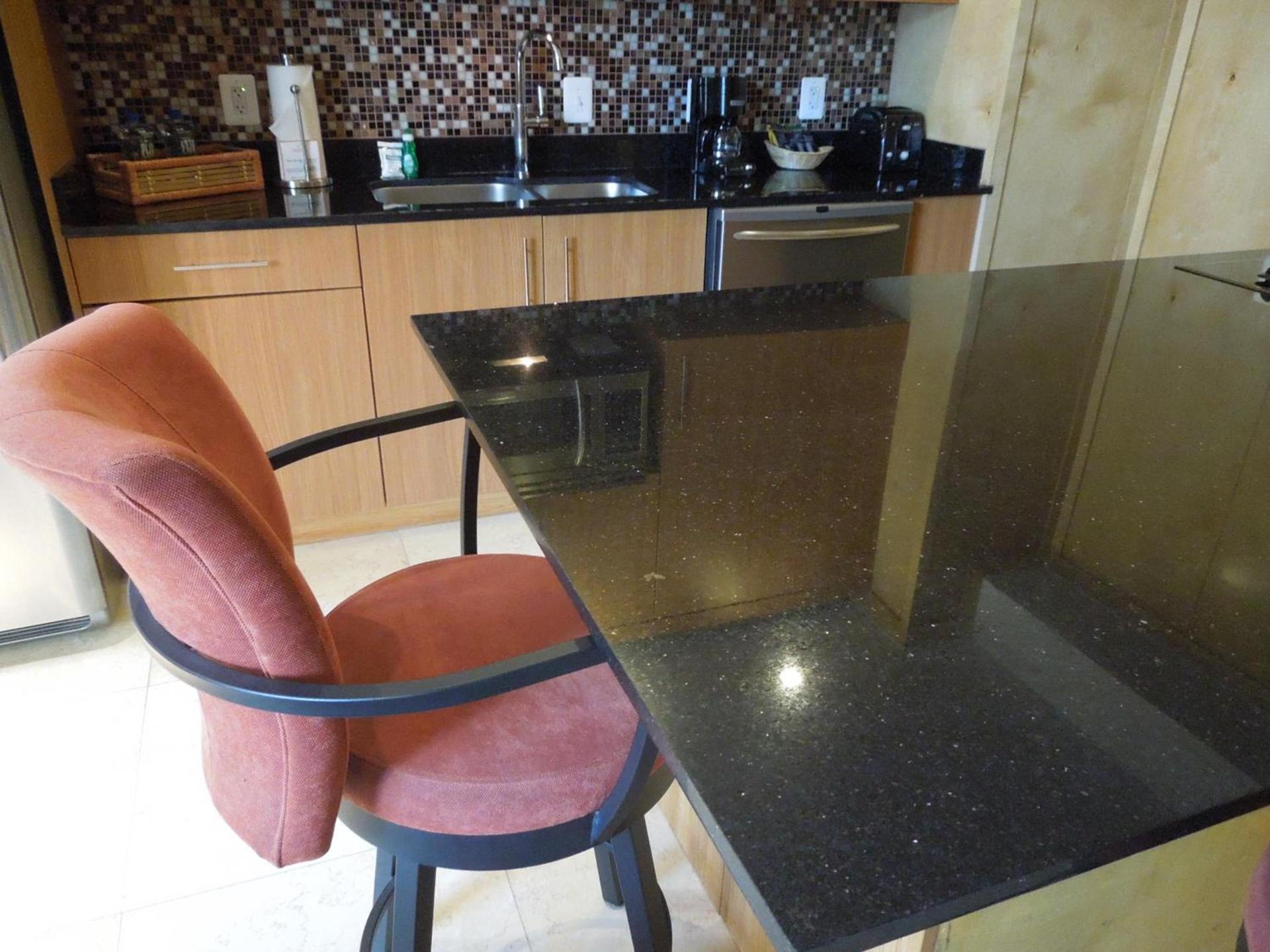 The Eldon Luxury Suites photo 18