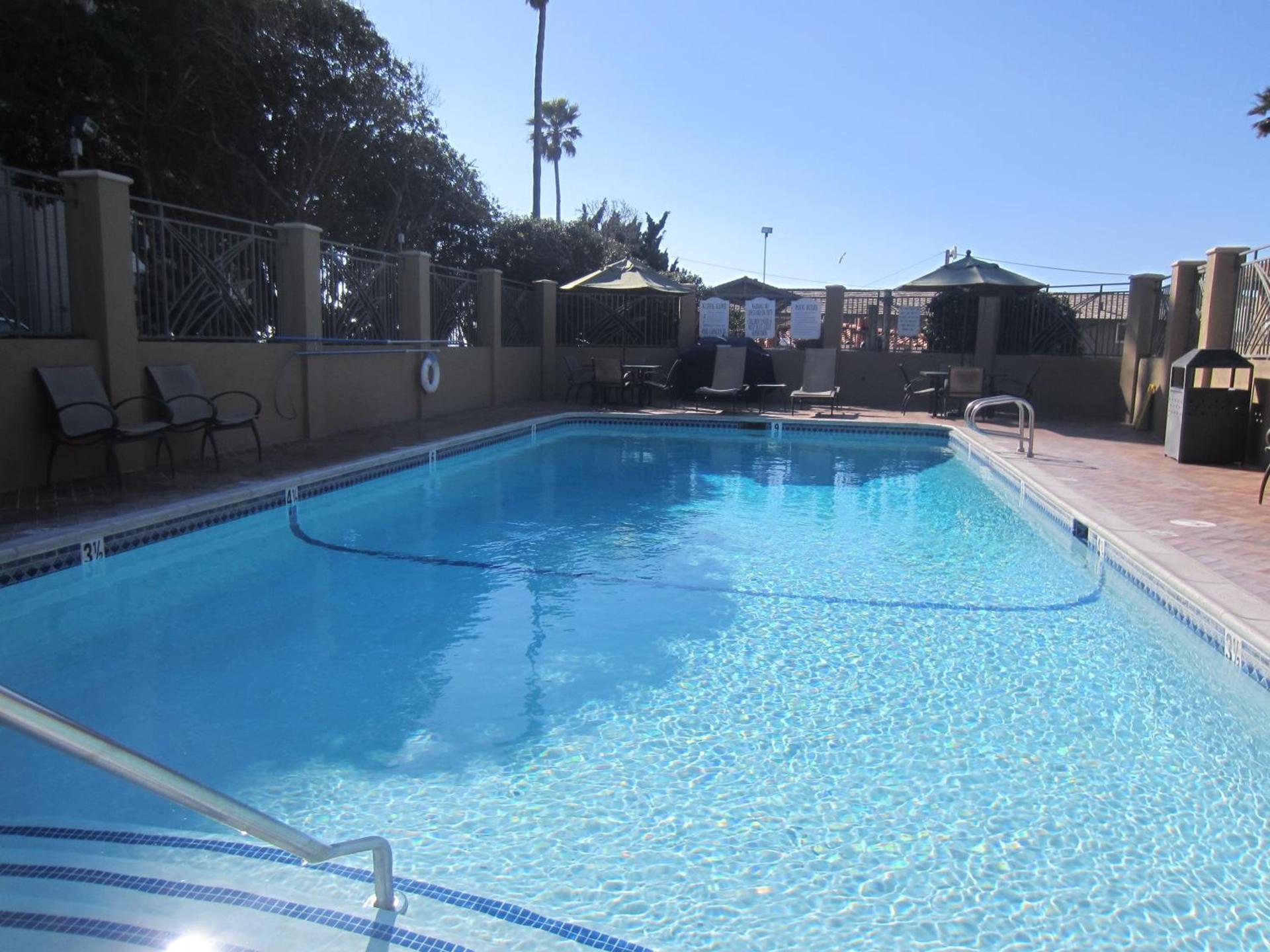 Pacific Shores Inn photo 5