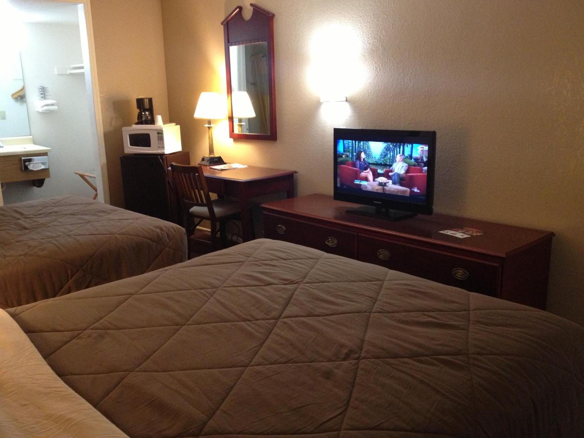 Days Inn by Wyndham Victorville - Hesperia I-15 Palmdale Road photo 12