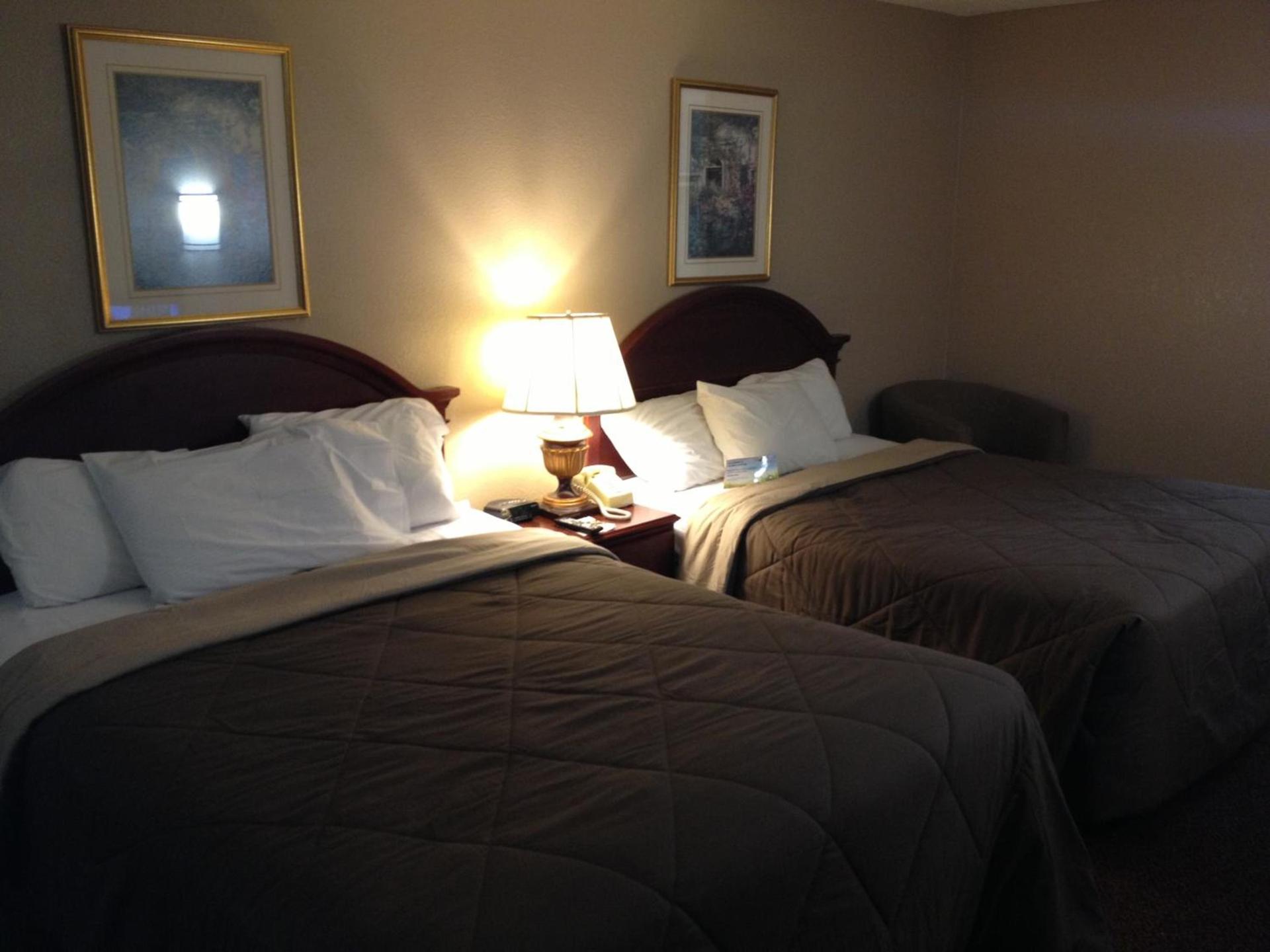 Days Inn by Wyndham Victorville - Hesperia I-15 Palmdale Road photo 5