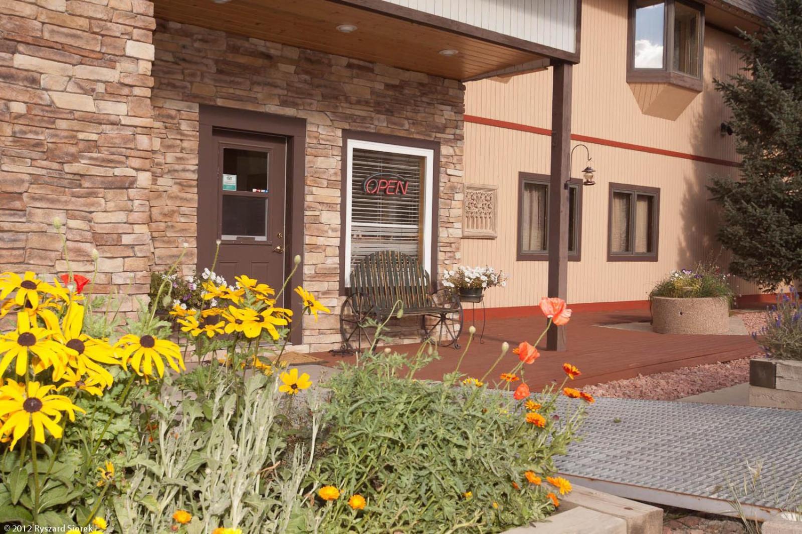 Valley Hi Hotel photo 4