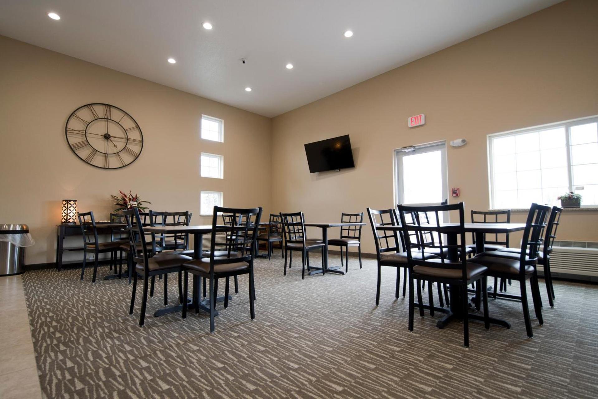 Cornerstone Inn & Suites Oelwein photo 6