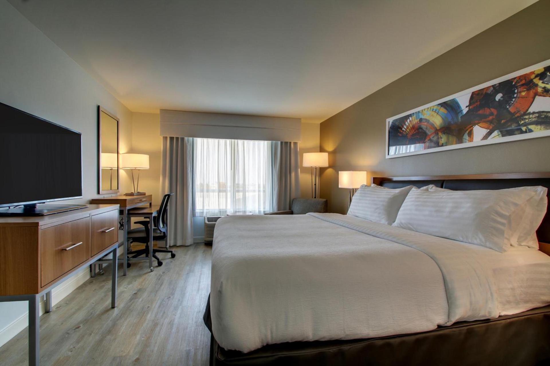 Holiday Inn & Suites Peoria At Grand Prairie by IHG photo 4