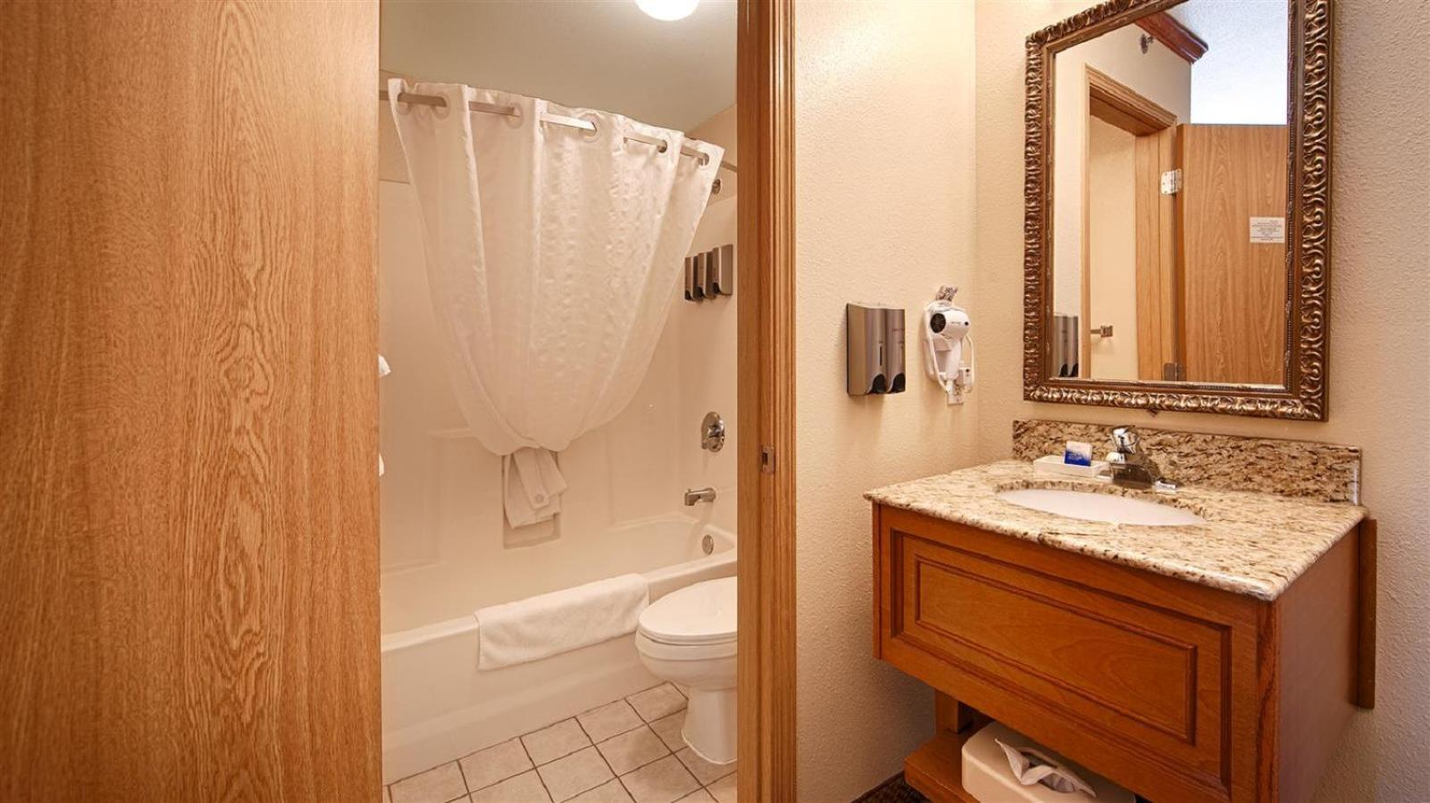 Hotel Edgewater by Aspen Hotels photo 9