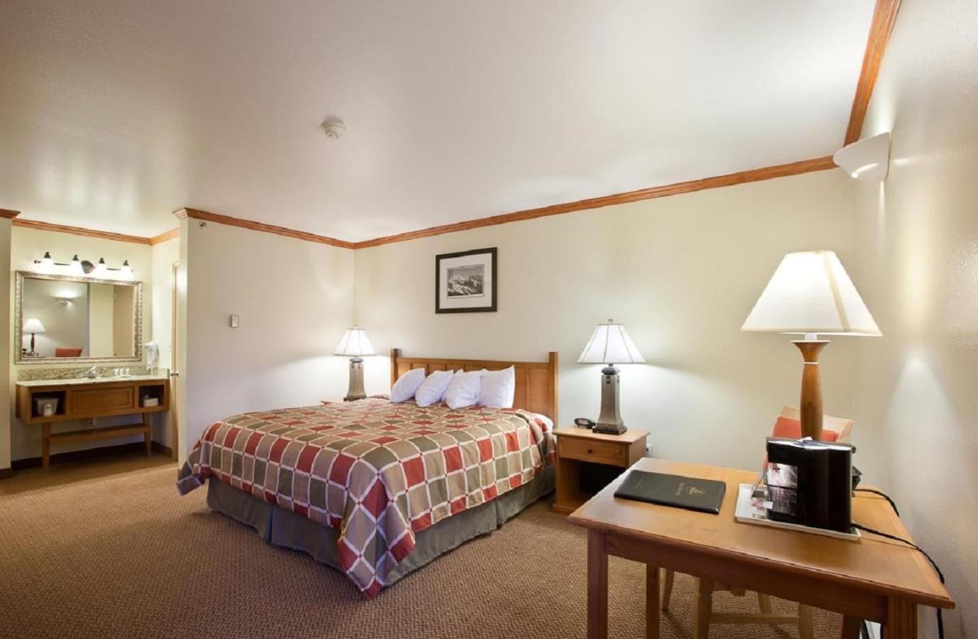 Hotel Edgewater by Aspen Hotels photo 38