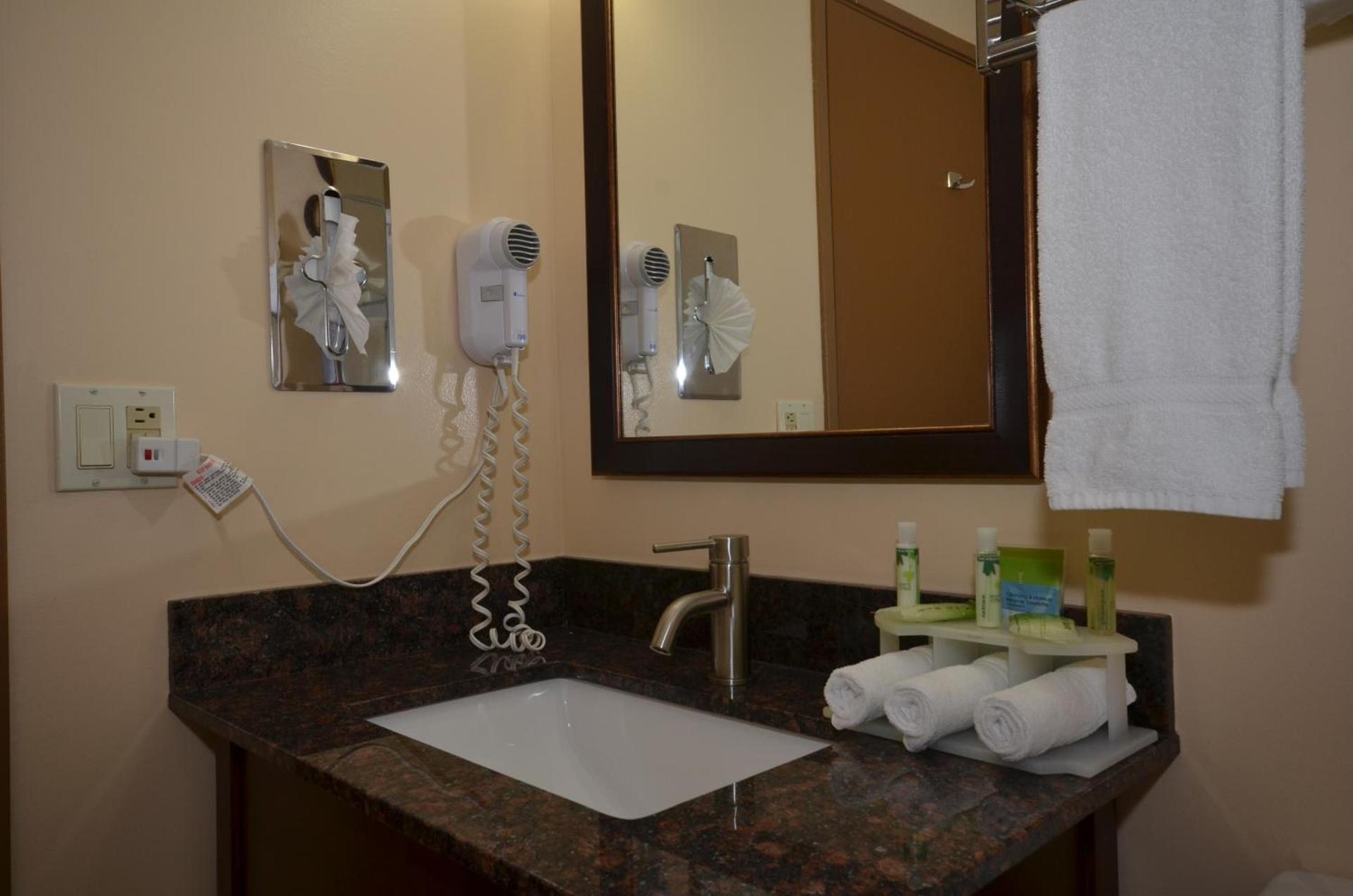 Ramada by Wyndham Santa Fe photo 16