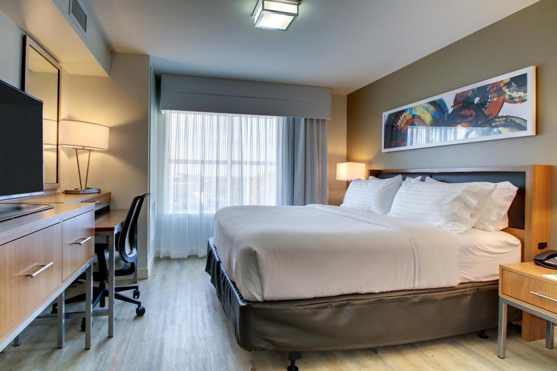 Holiday Inn & Suites Peoria At Grand Prairie by IHG photo 8