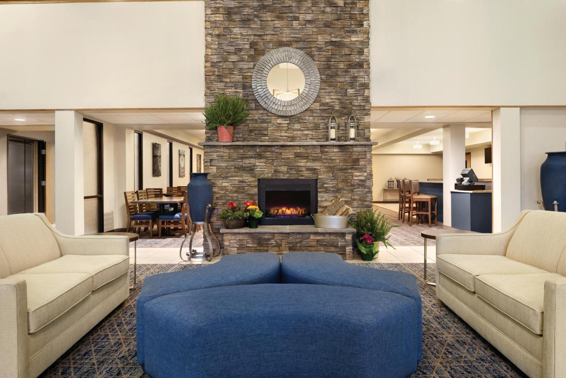 Spark By Hilton Ames photo 39