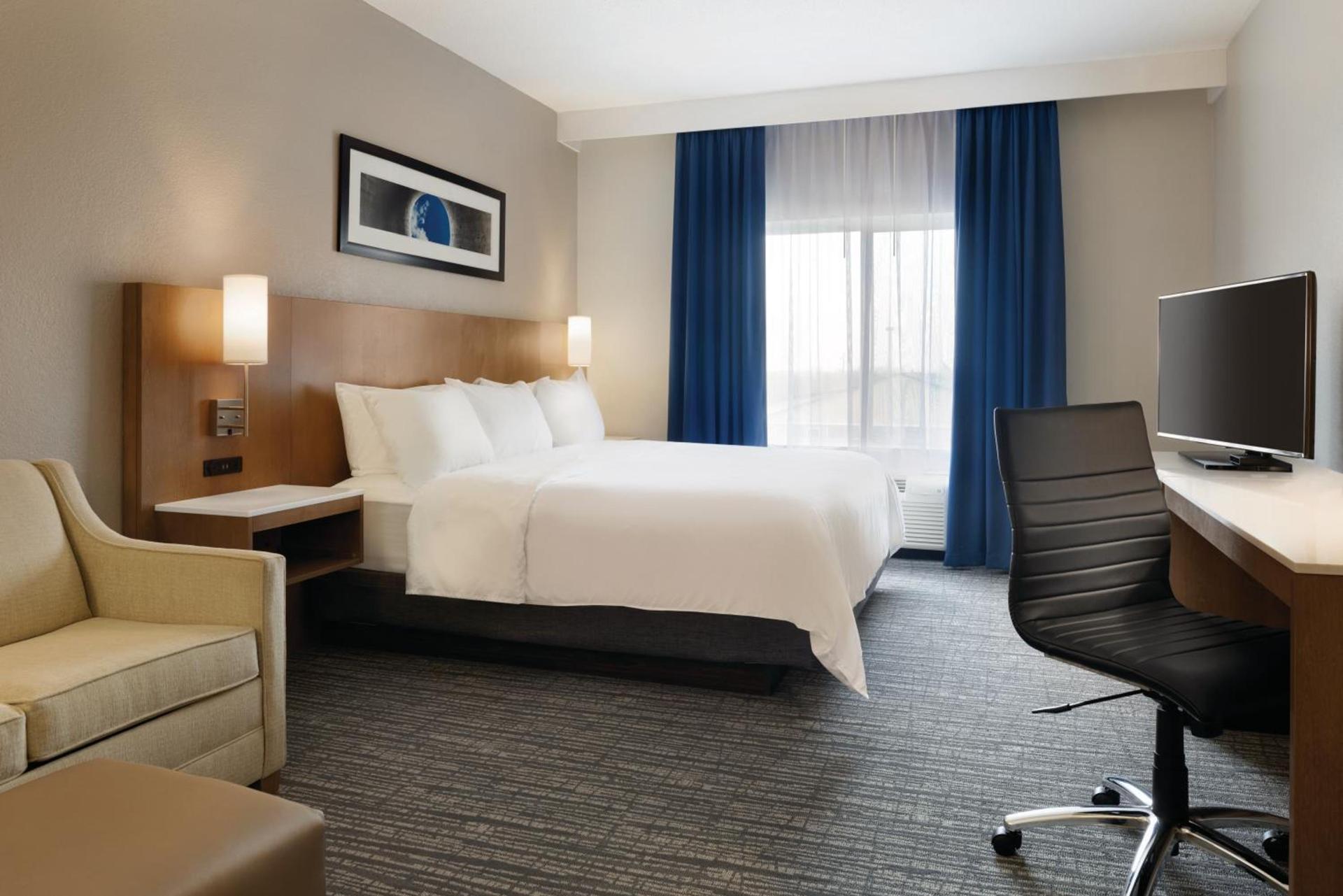 Spark By Hilton Ames photo 22
