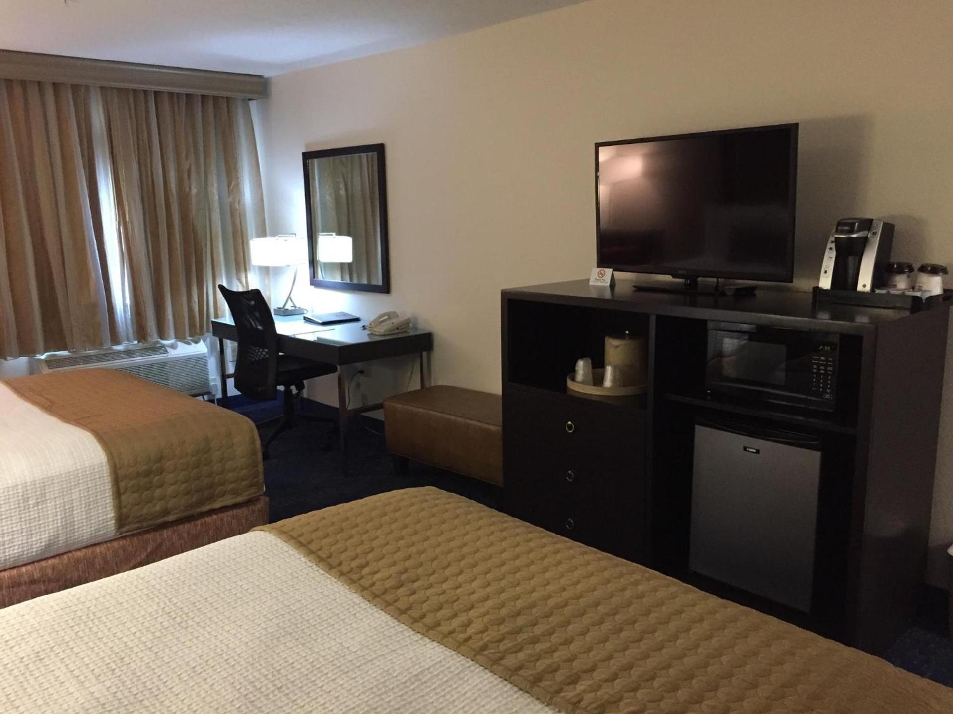 Best Western Plus Portland Airport Hotel & Suites photo 95