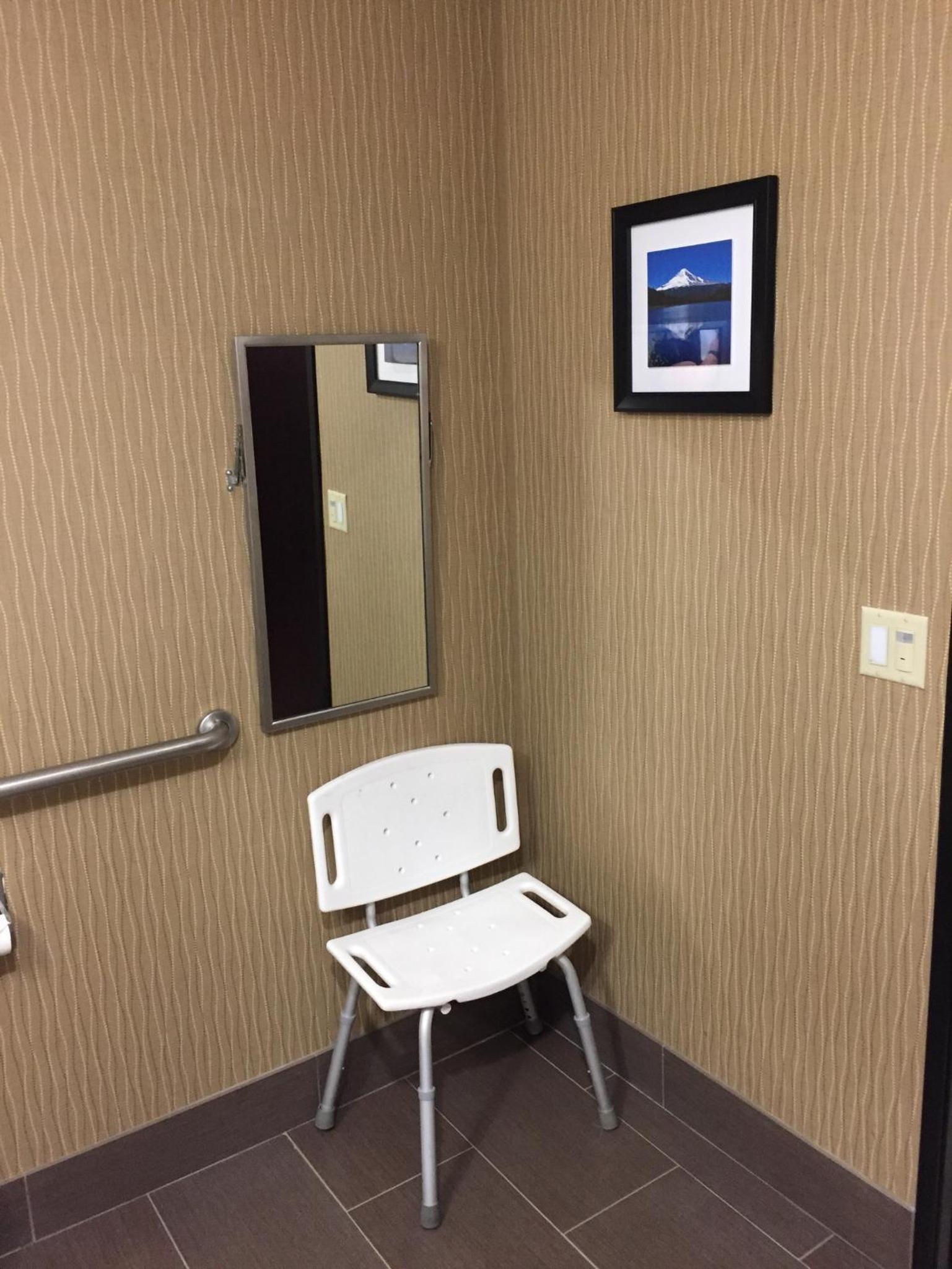 Best Western Plus Portland Airport Hotel & Suites photo 55