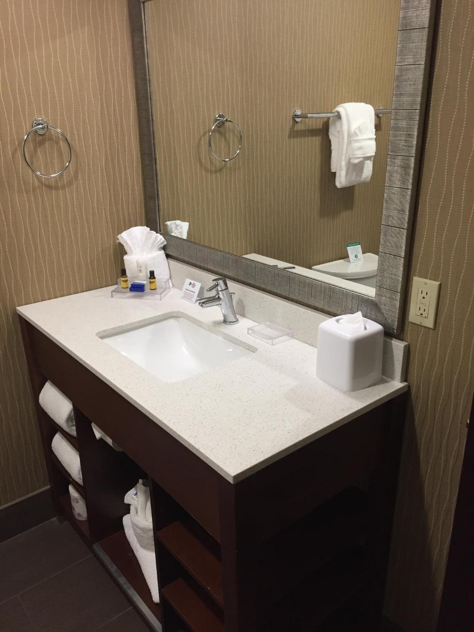 Best Western Plus Portland Airport Hotel & Suites photo 77