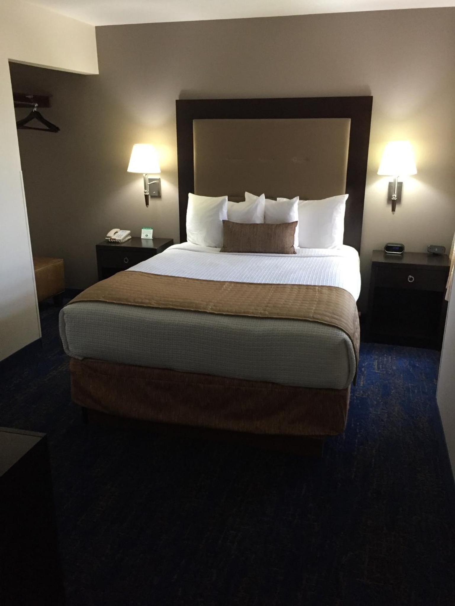 Best Western Plus Portland Airport Hotel & Suites photo 79
