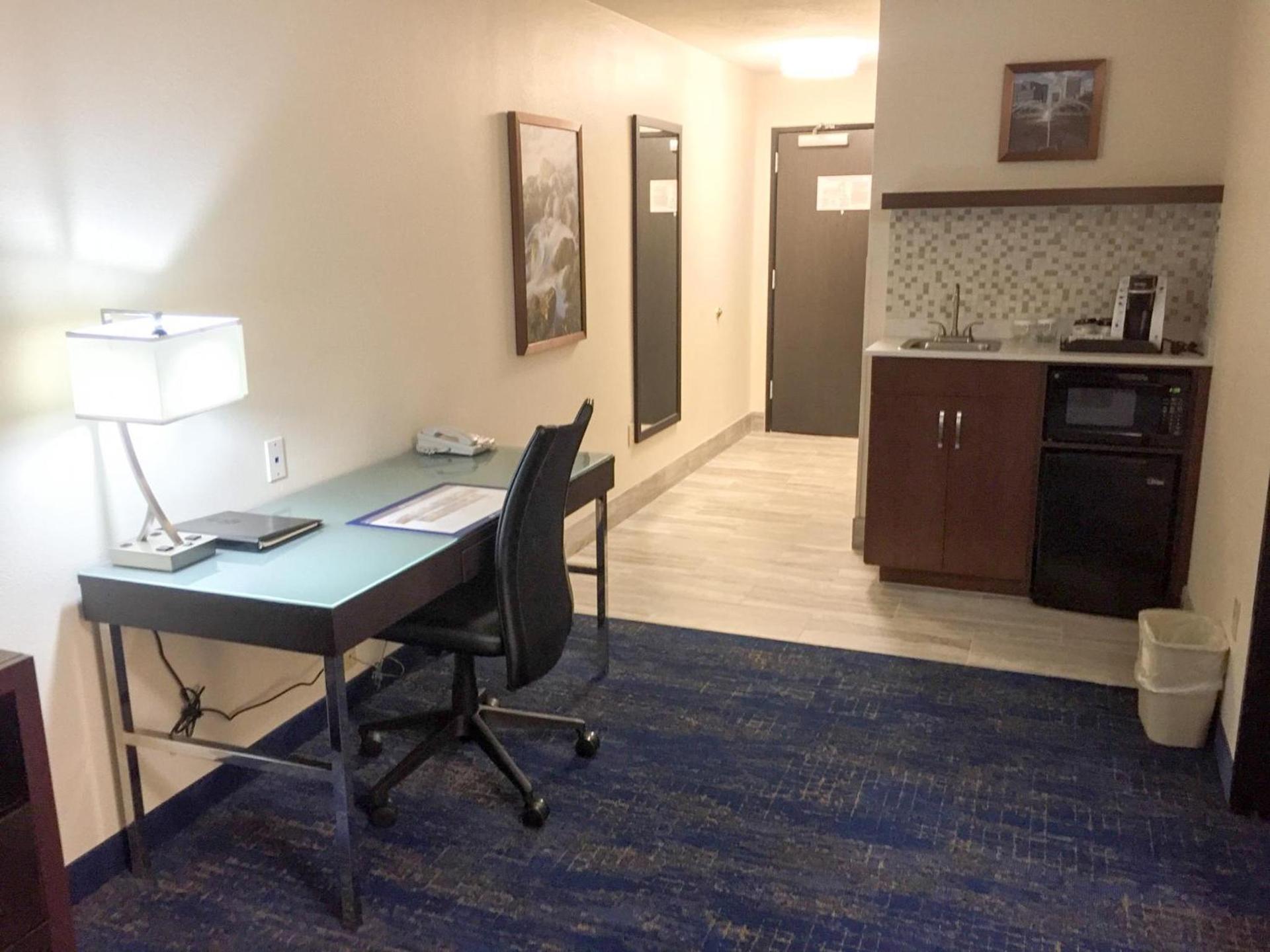 Best Western Plus Portland Airport Hotel & Suites photo 81