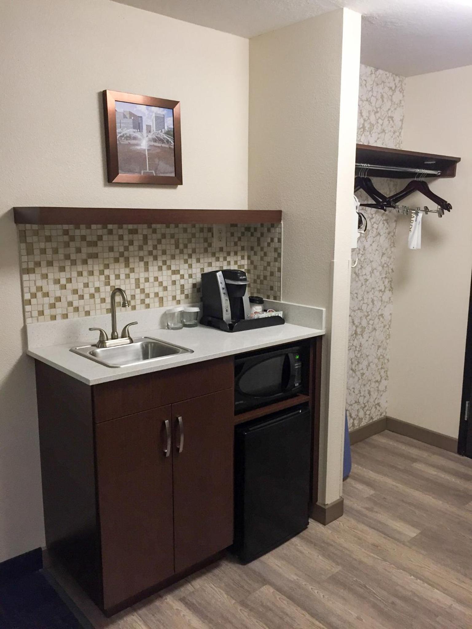 Best Western Plus Portland Airport Hotel & Suites photo 69