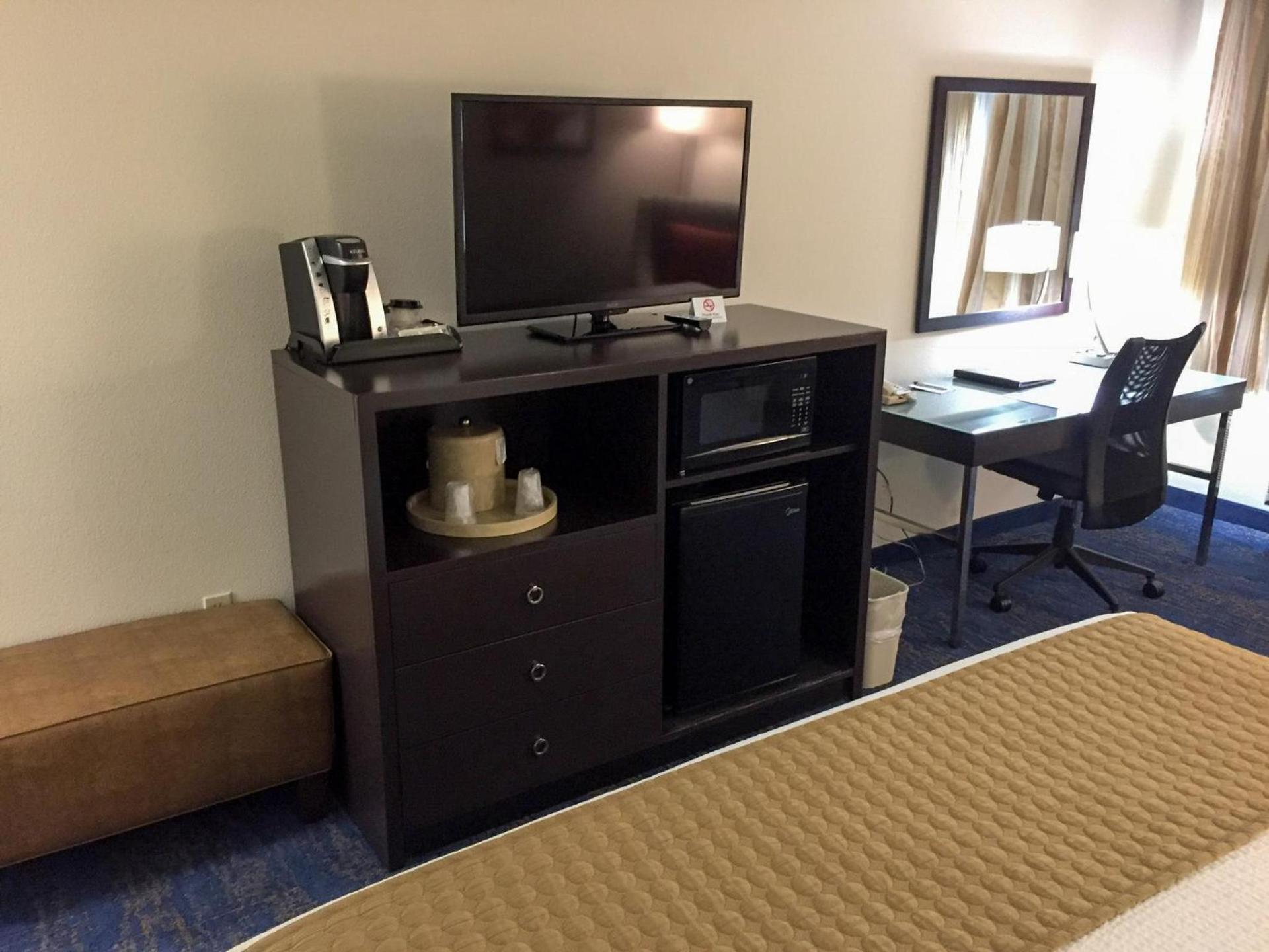 Best Western Plus Portland Airport Hotel & Suites photo 65