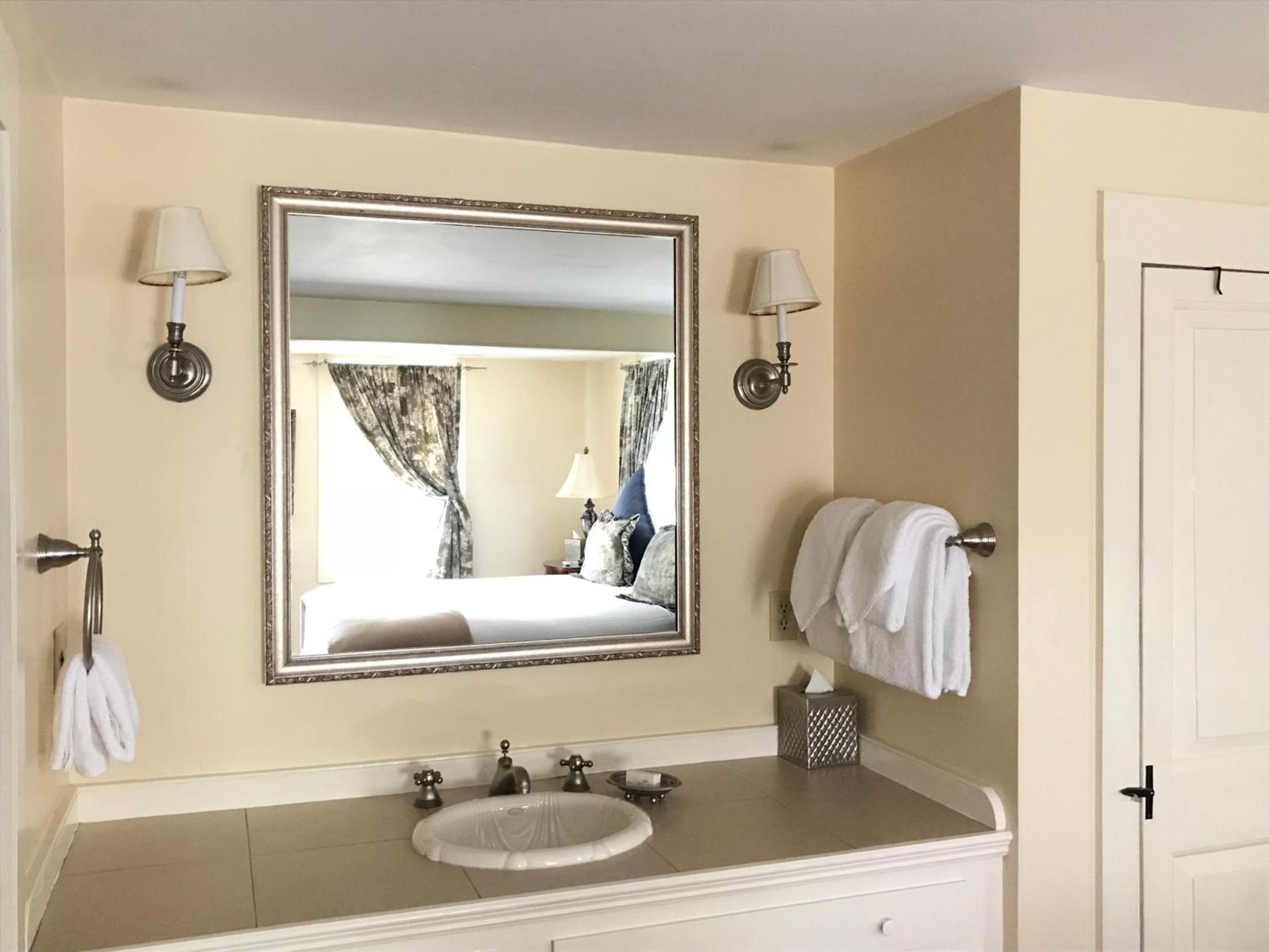 Admiral Farragut Inn photo 18