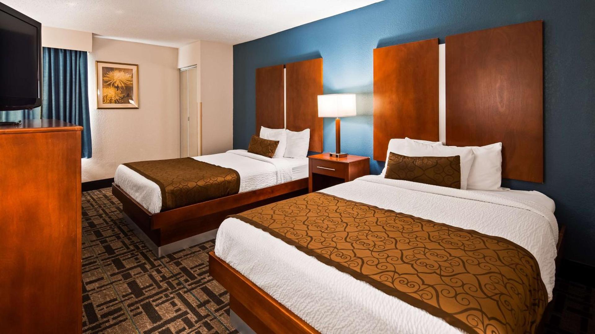 Best Western Plus Richmond photo 5