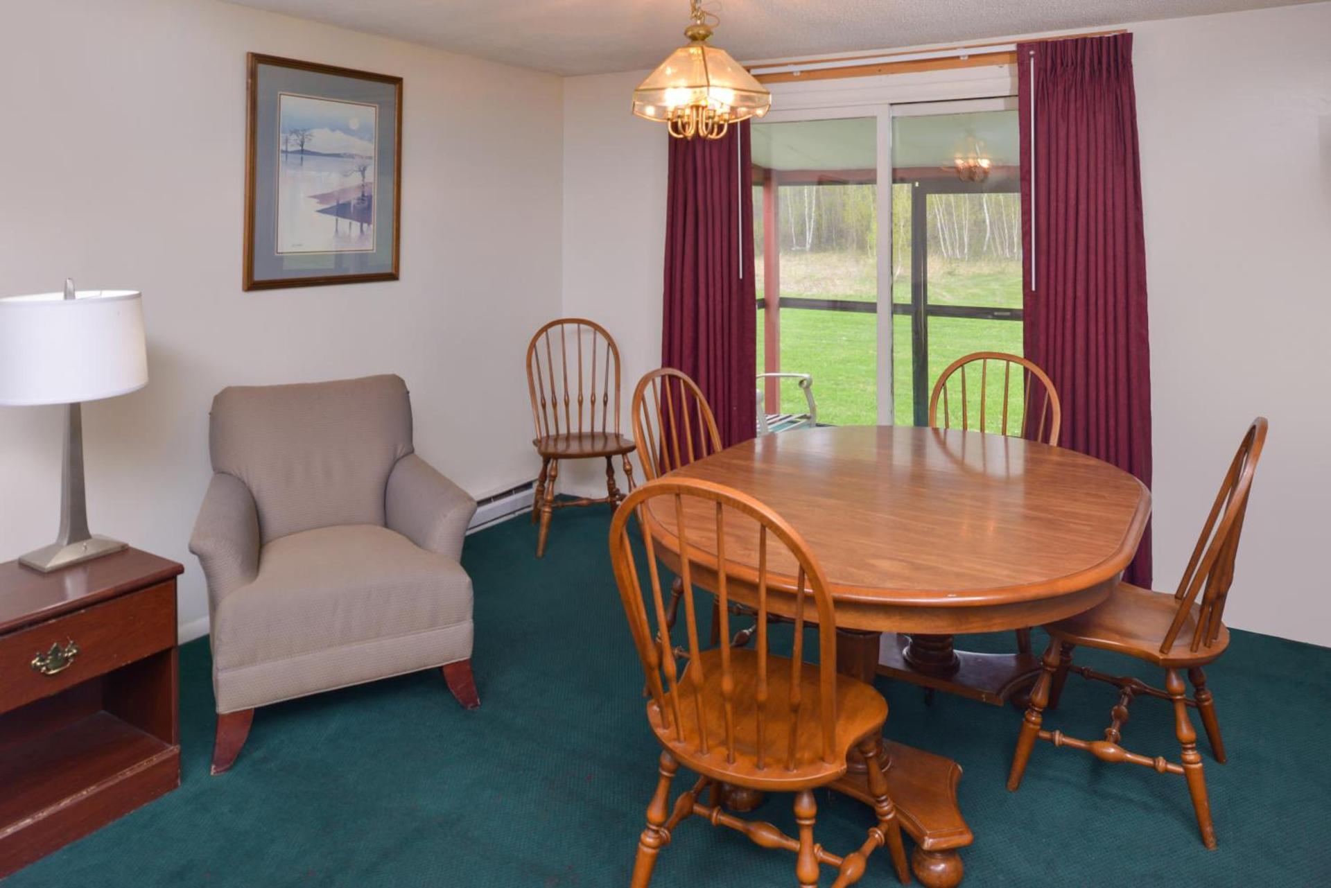 Red Carpet Inn Pulaski photo 10