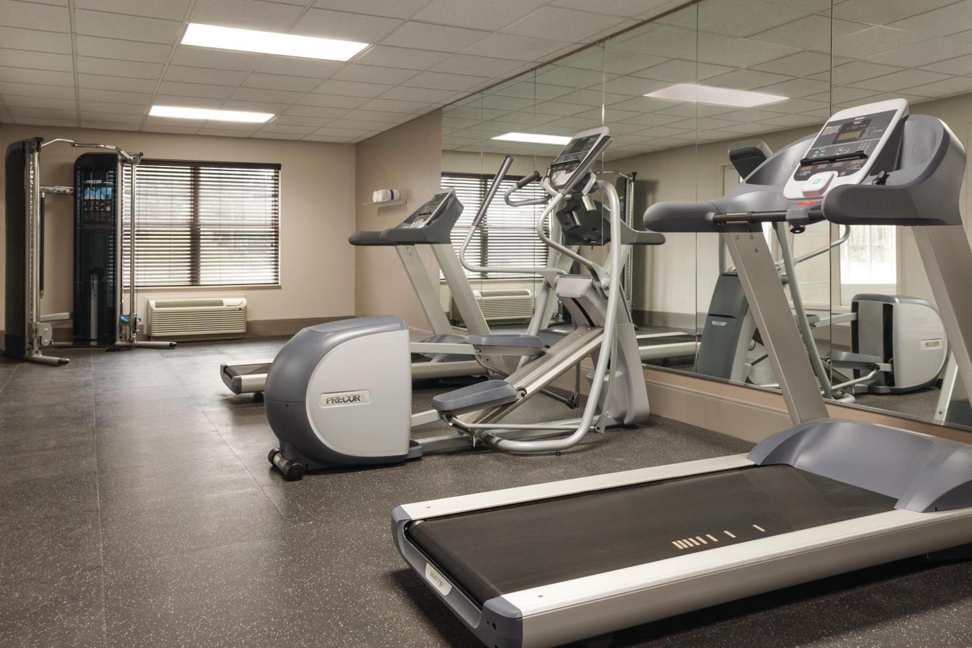 Country Inn & Suites by Radisson, Chattanooga-Lookout Mountain photo 39