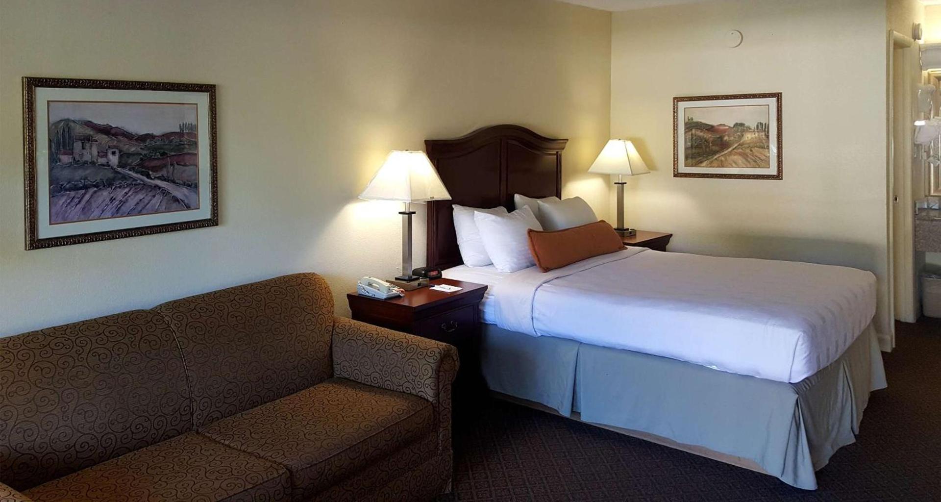 Best Western Point South photo 26