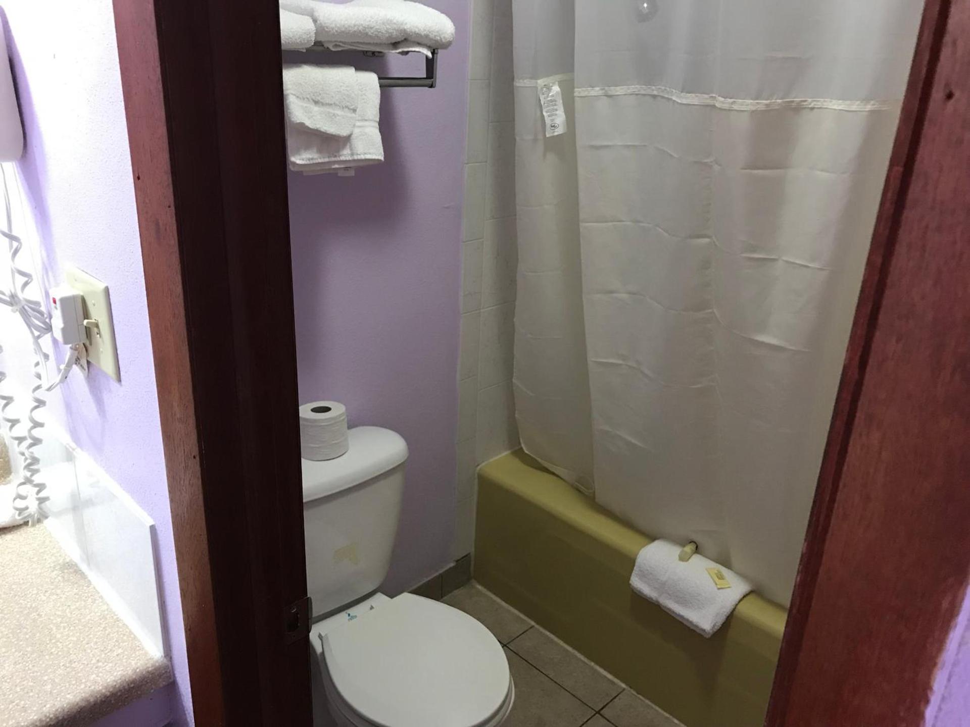 Spring Valley Inn photo 10