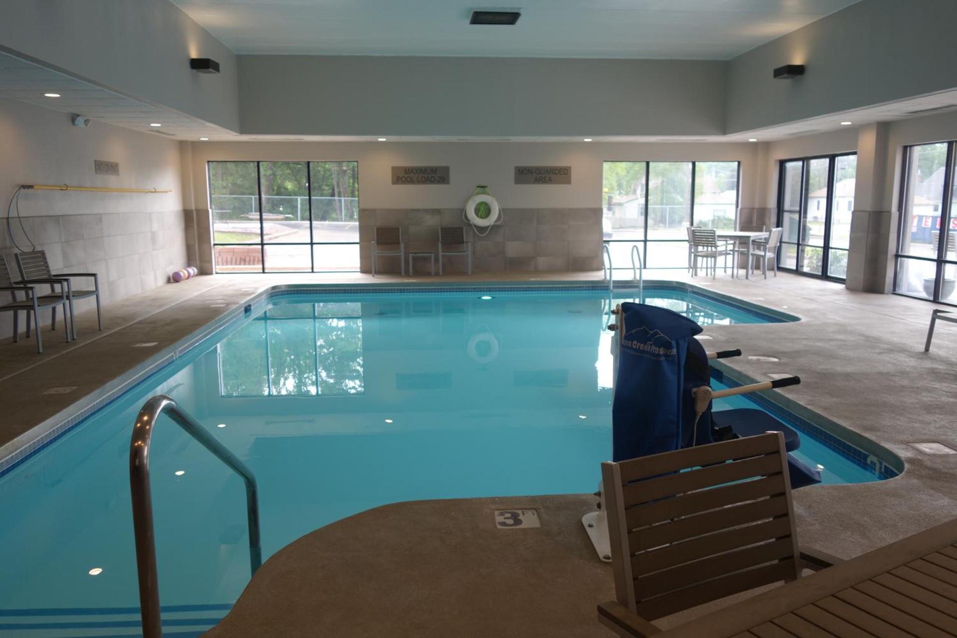 Country Inn & Suites by Radisson, La Crosse, WI photo 57