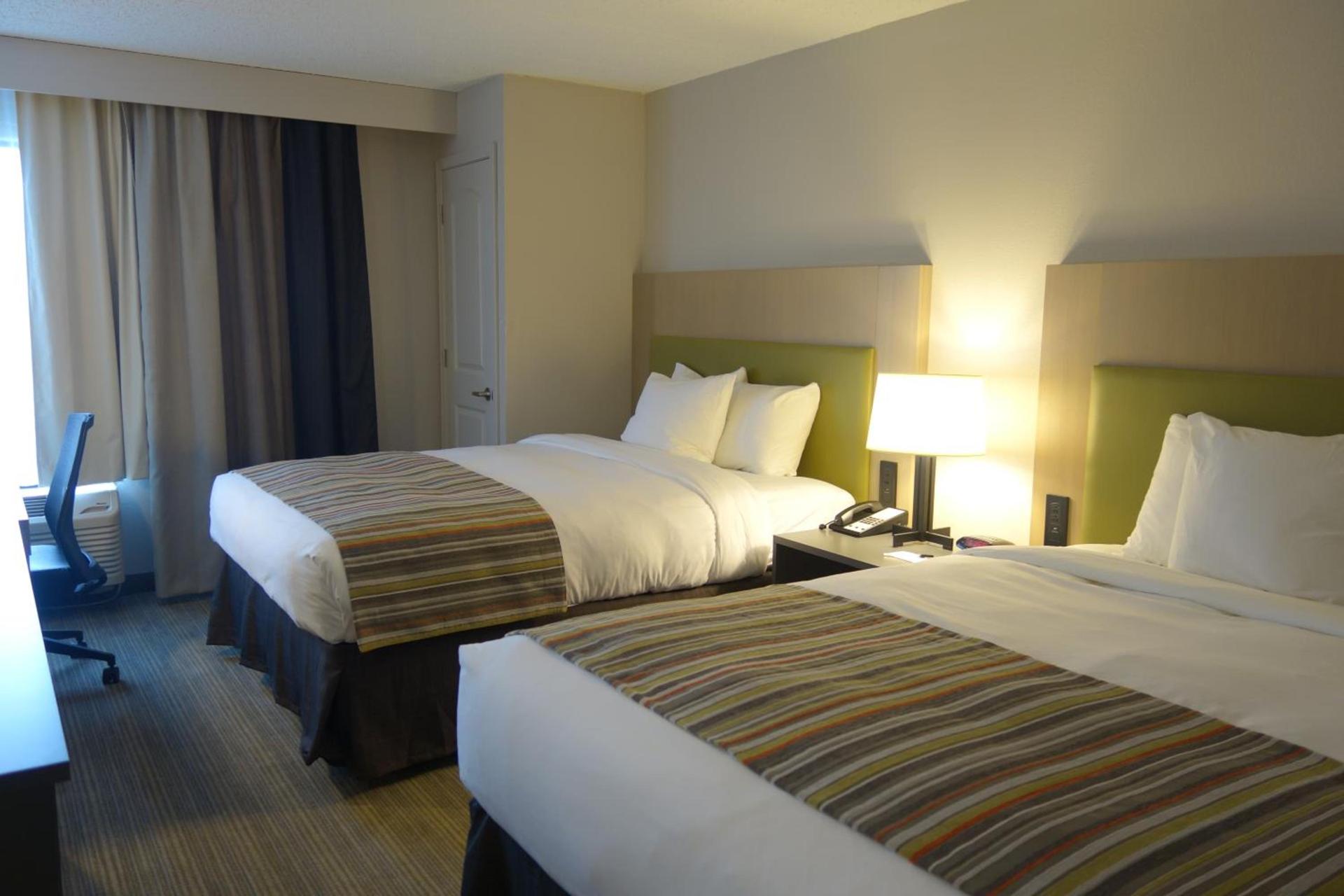 Country Inn & Suites by Radisson, La Crosse, WI photo 67